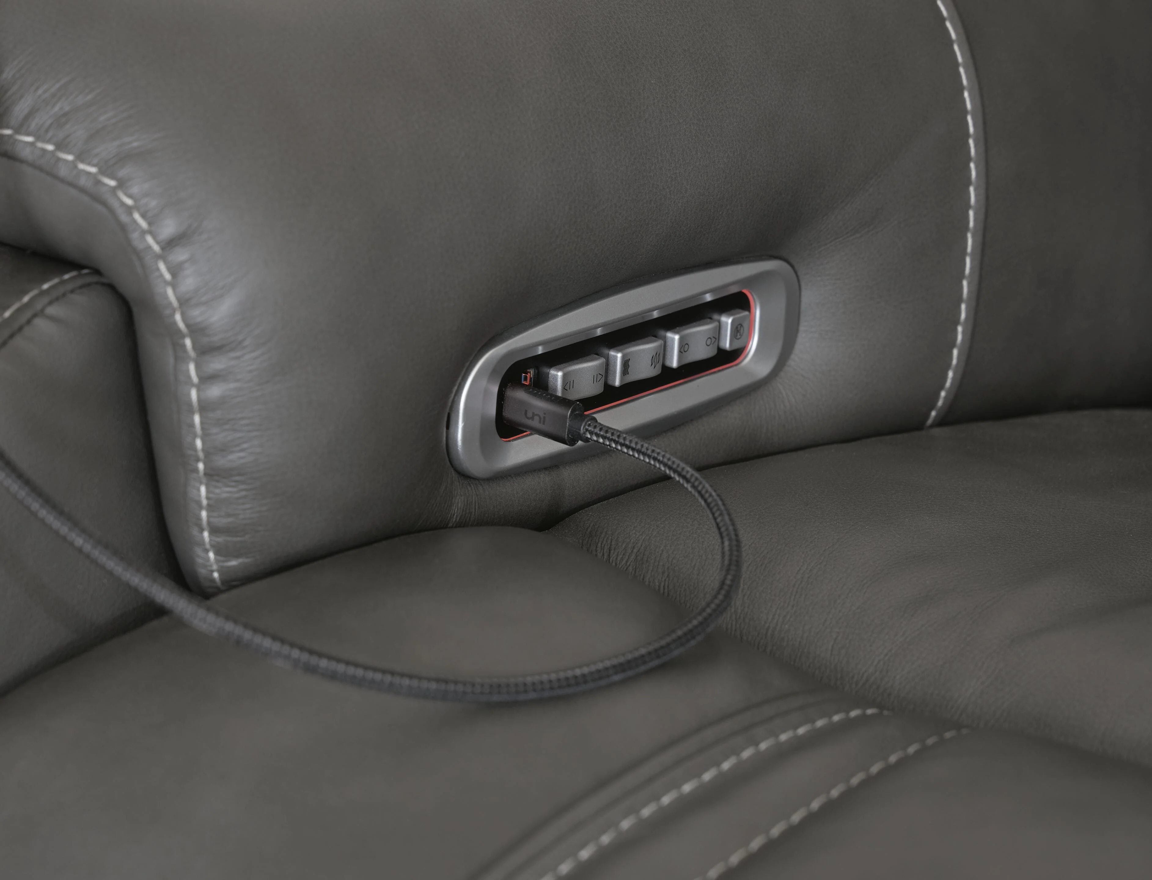 5Z - Pittson Power Reclining Sectional - Image 5