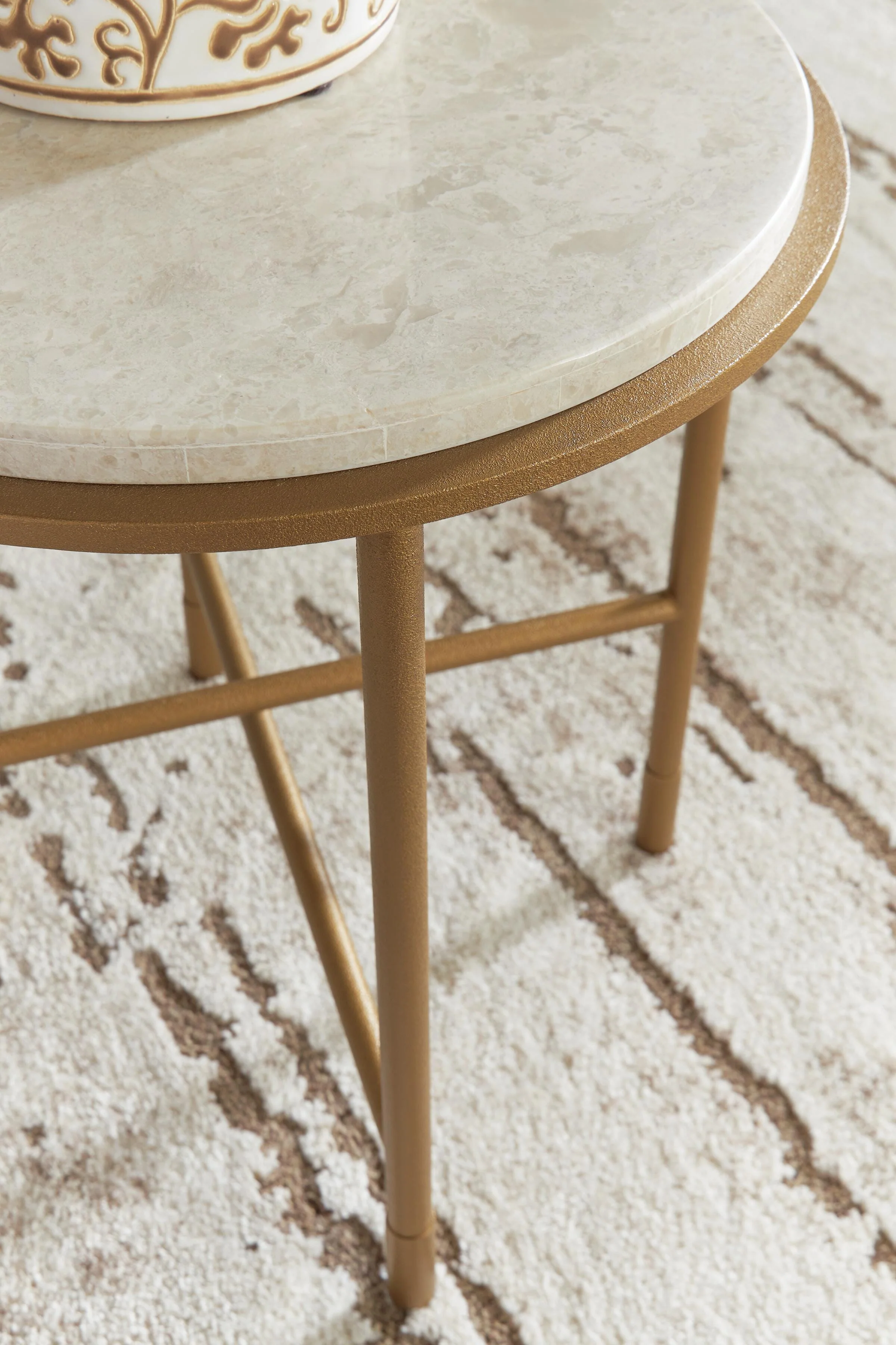 Alben End Table - Image 4