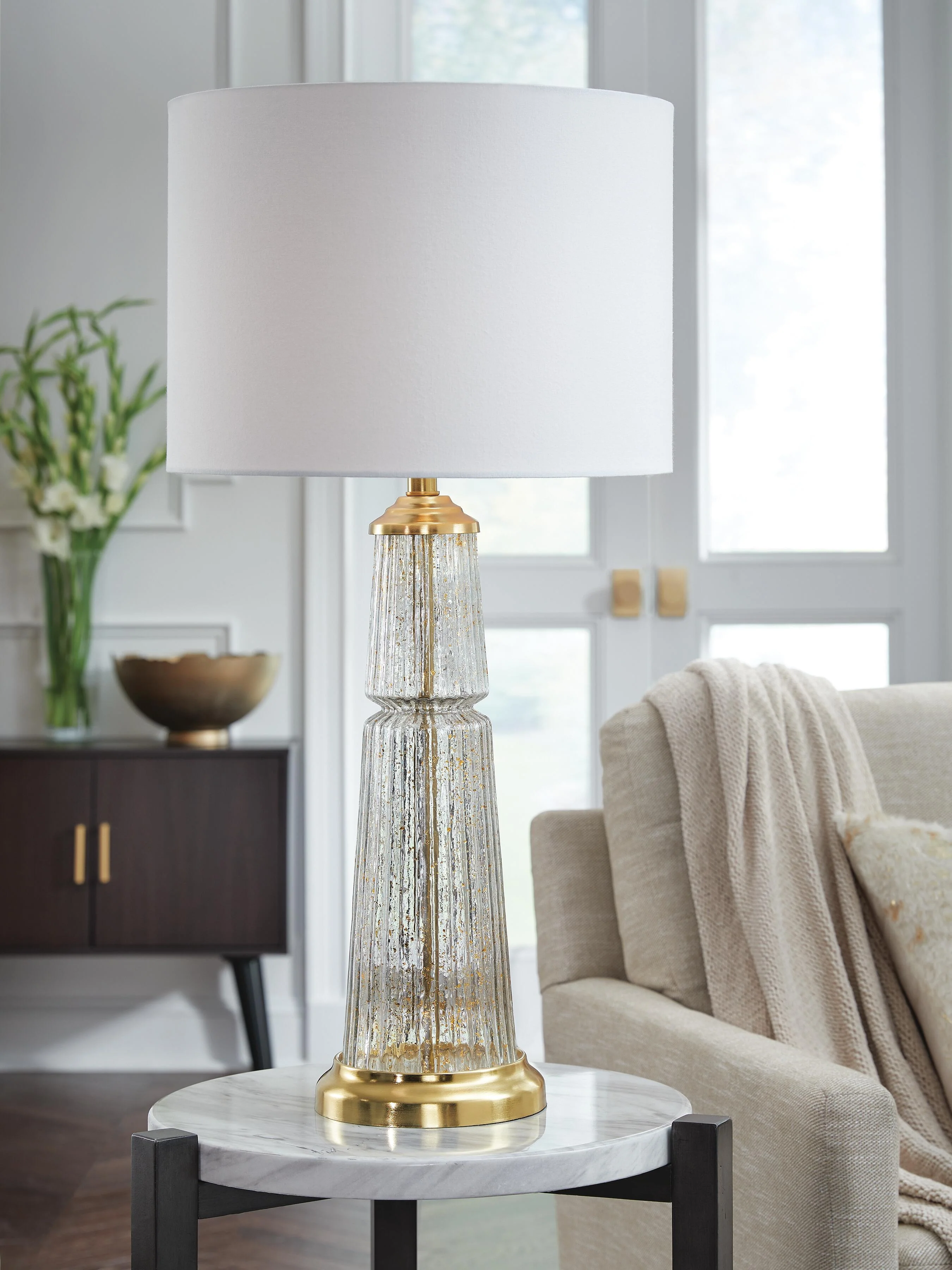 Bakersboro Table Lamp - Image 2