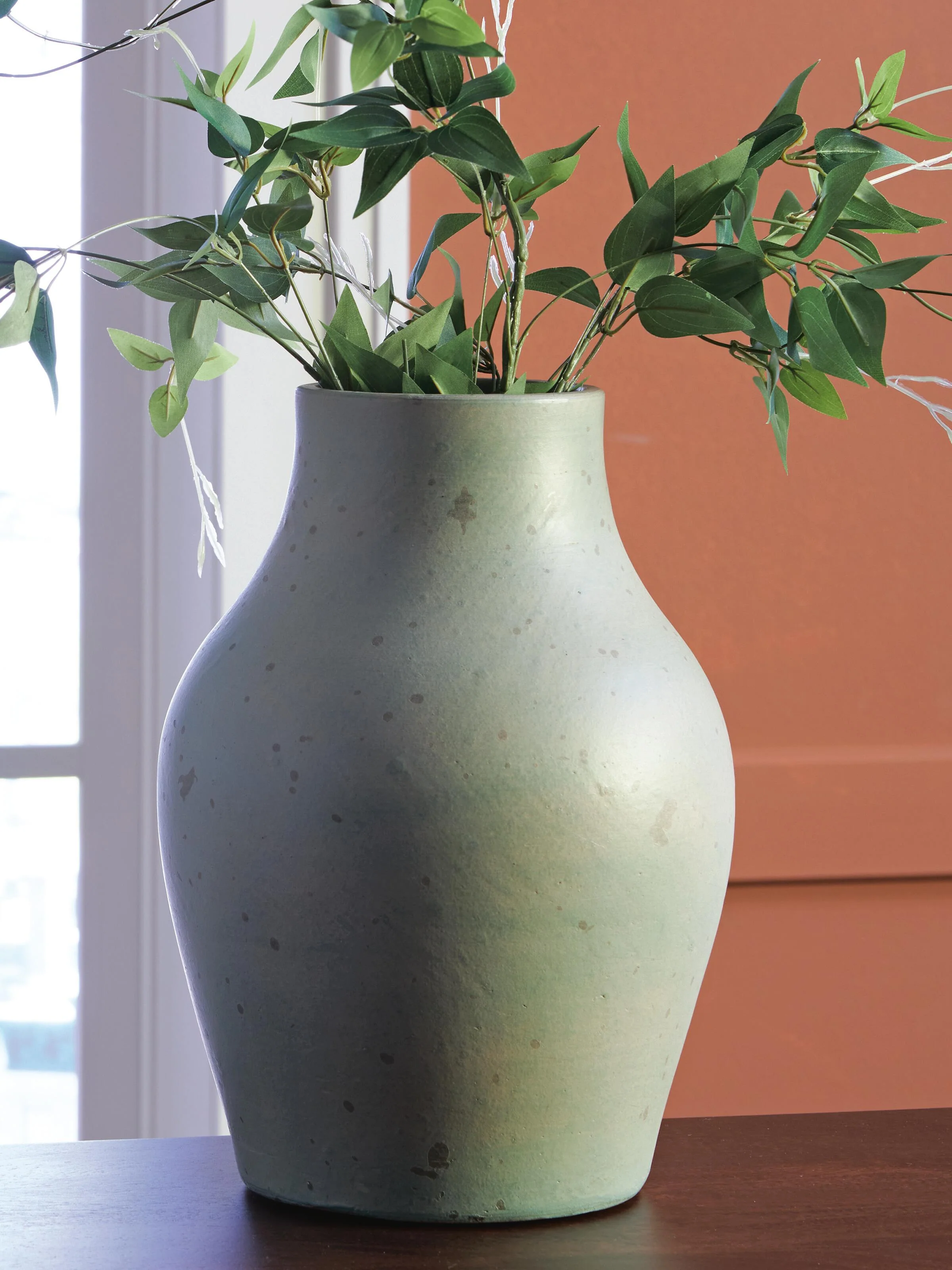 Baychester Vase - Image 2