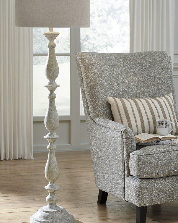 Bernadate Floor Lamp - Image 2
