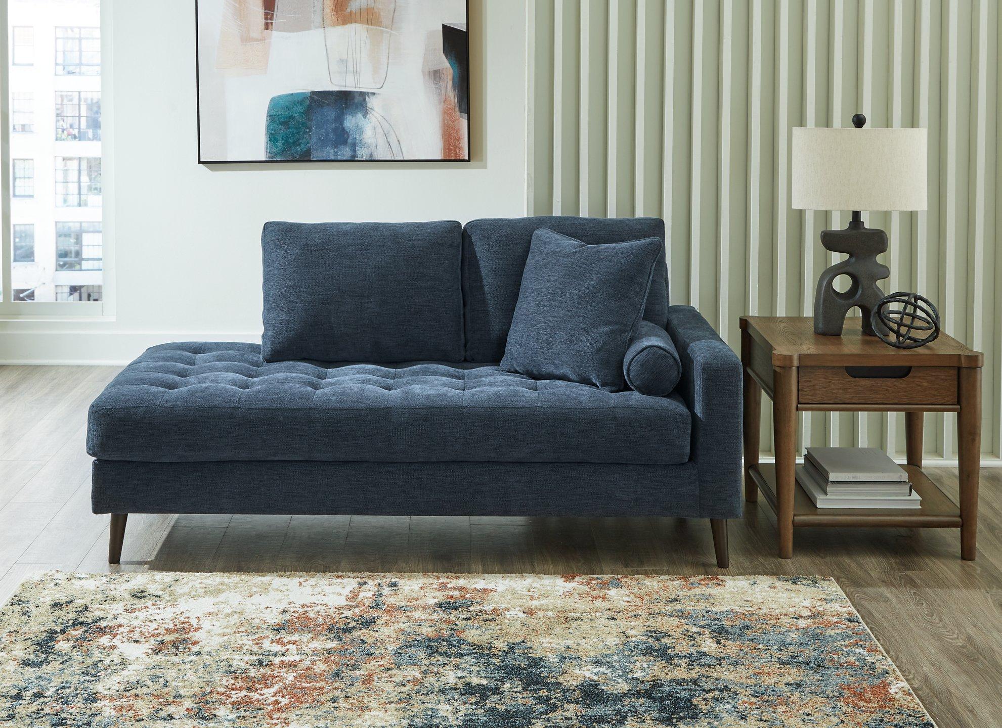 Bixler Right-Arm Facing Corner Chaise - Image 3