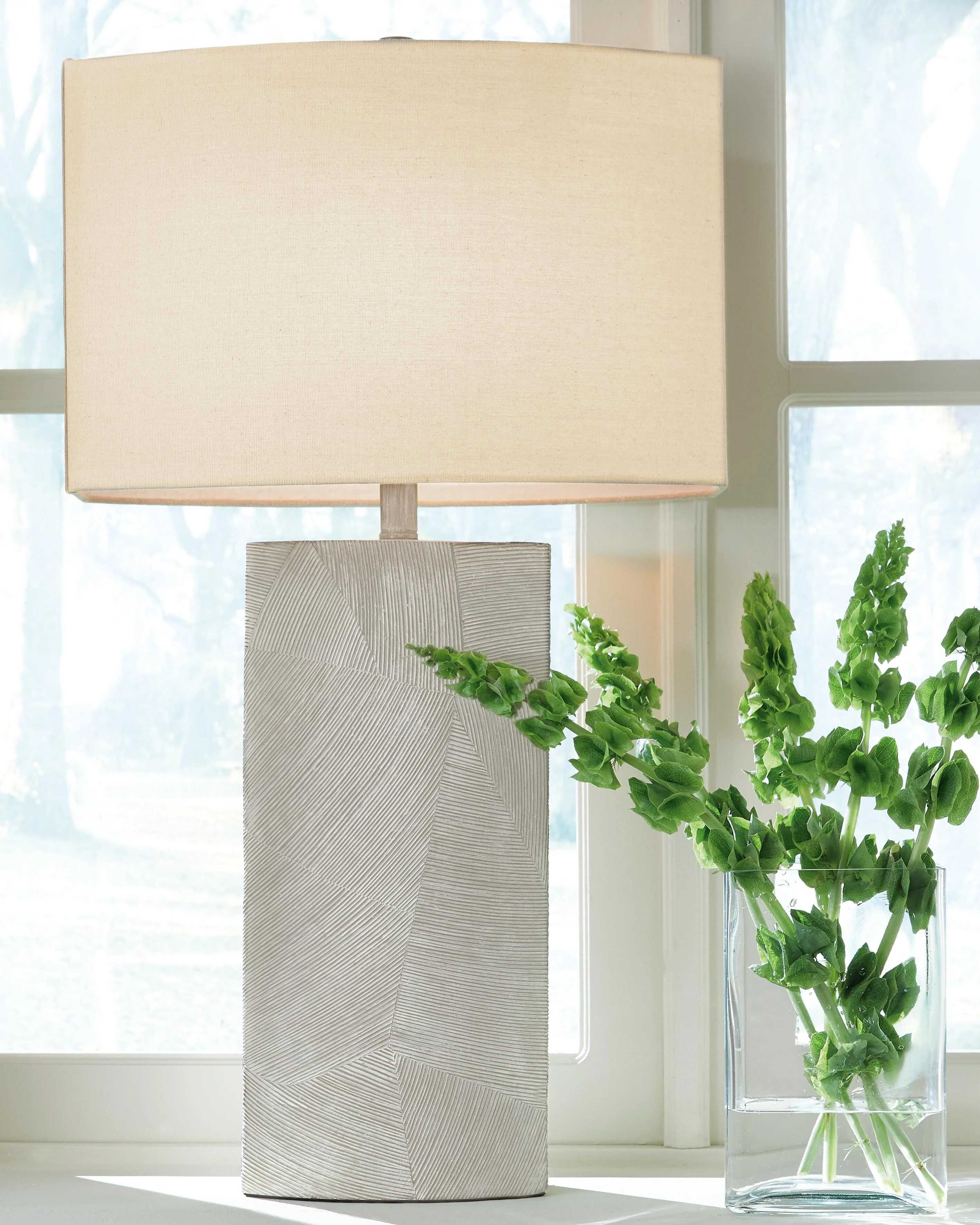 Bradard Lamp Set - Image 3