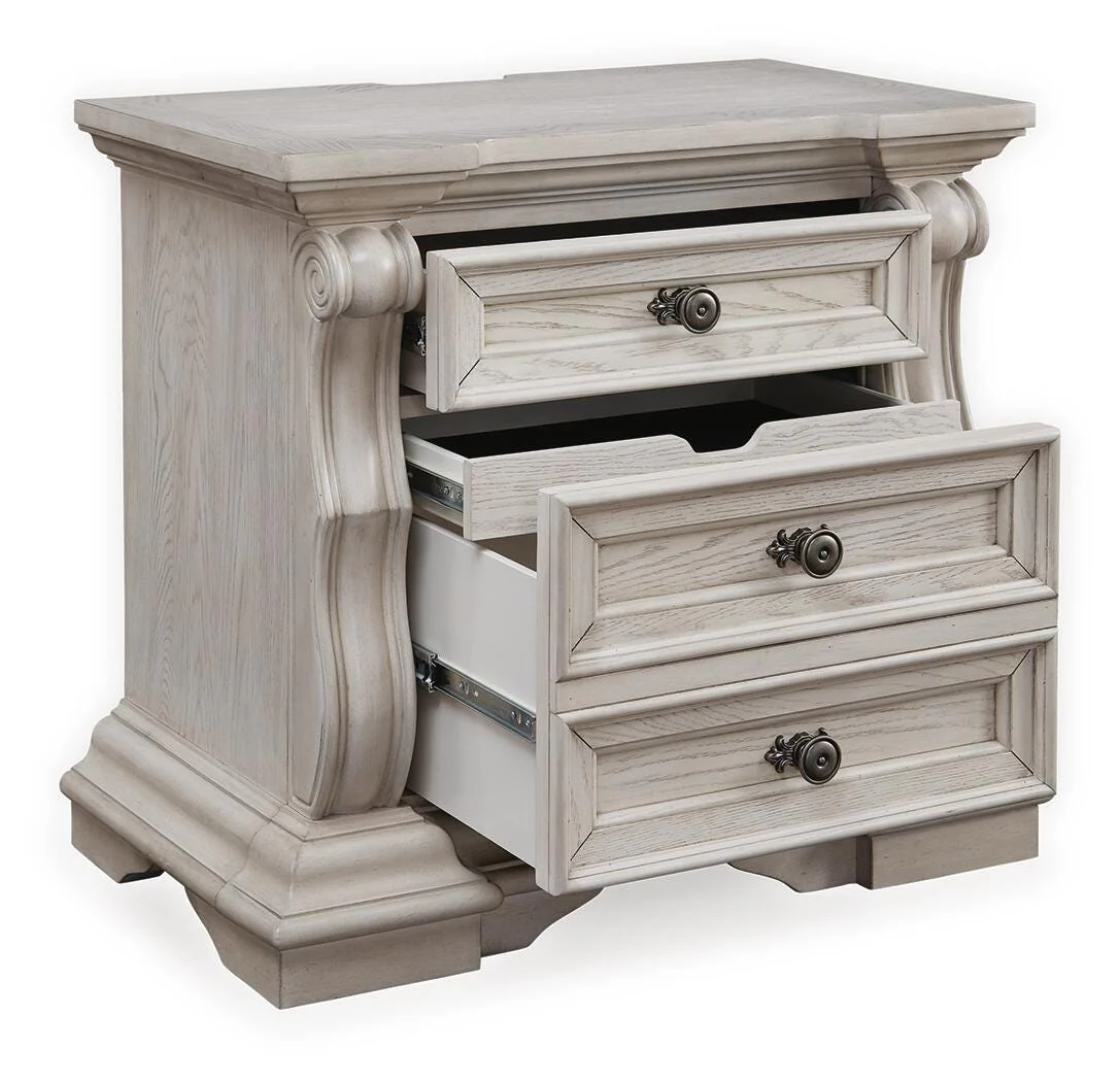 Bruchandi Bedroom Set - Image 15