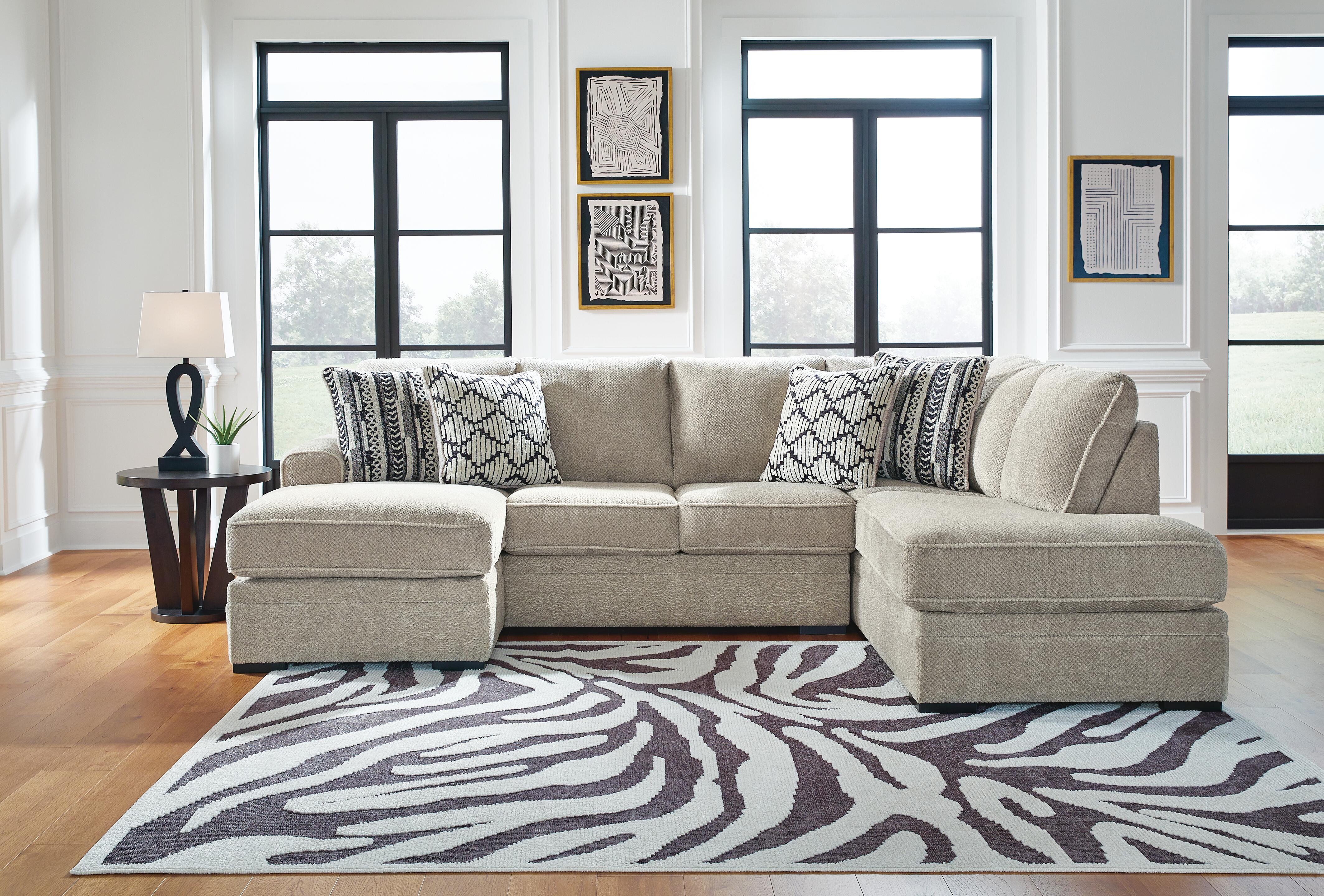 Calnita Sectional with Chaise - Image 2
