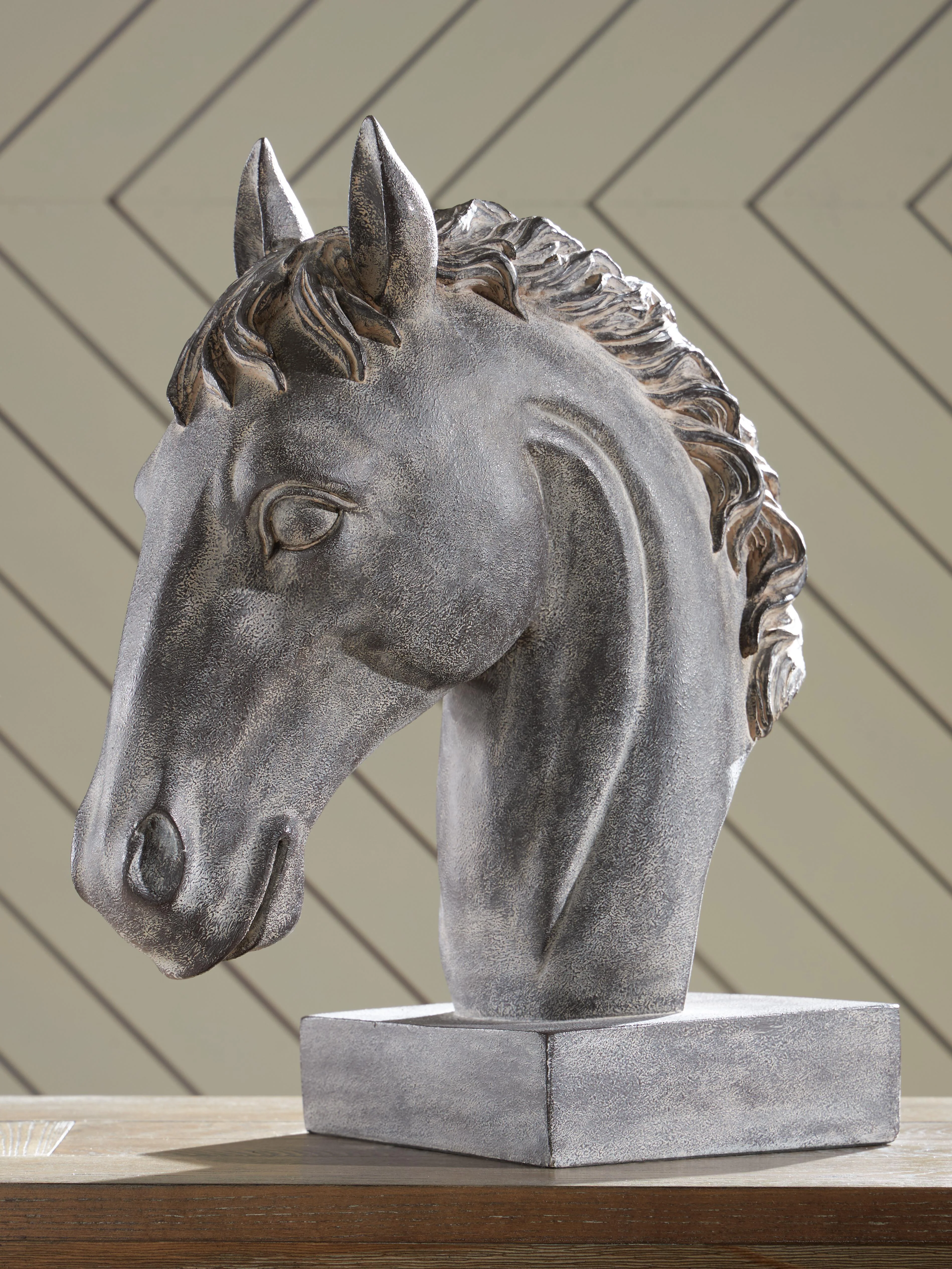 Carnlow Sculpture - Image 2