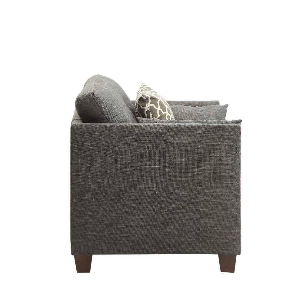 Chair w/3 Pillows - Image 3
