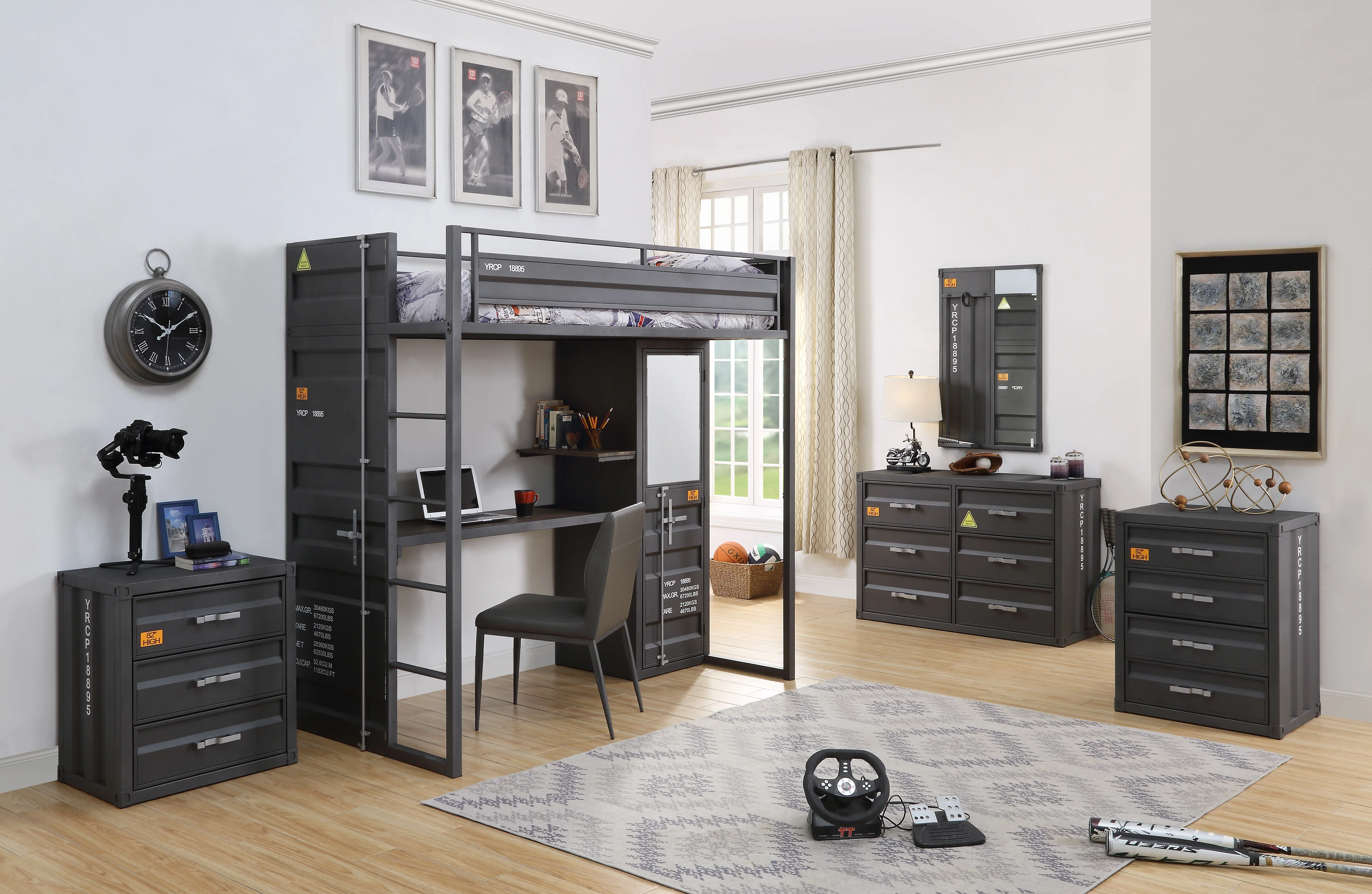 Chest w/3 Drawers - Image 5