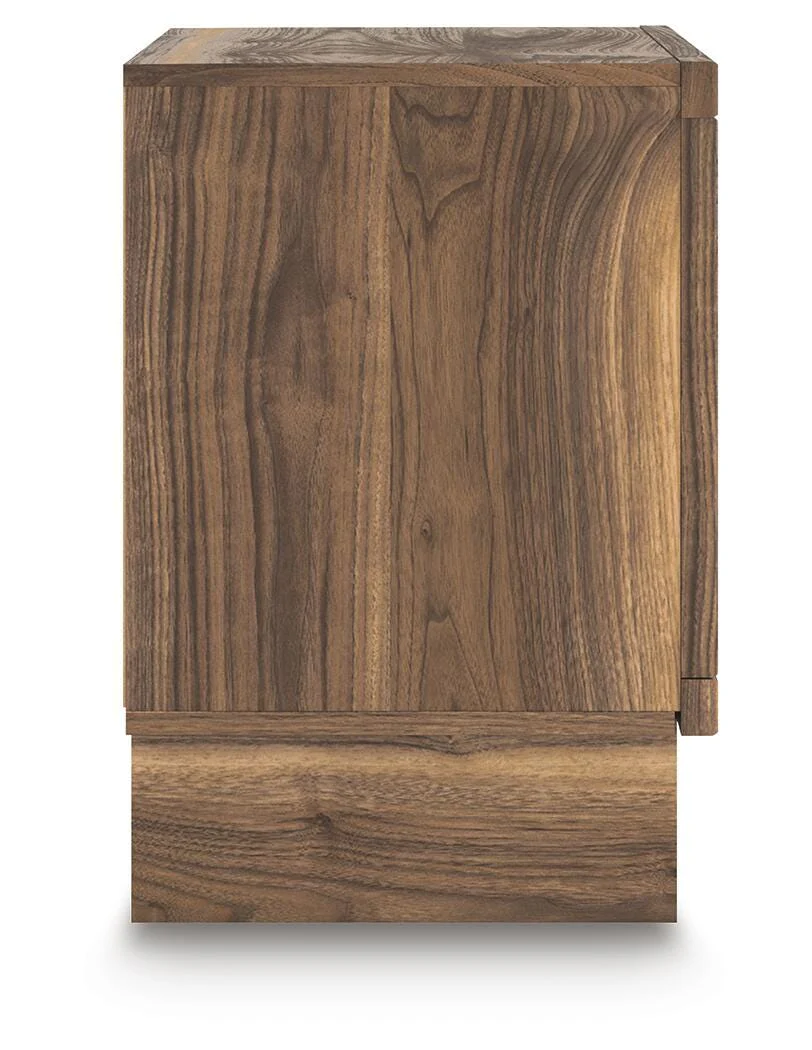 Chirason Nightstand - Image 5