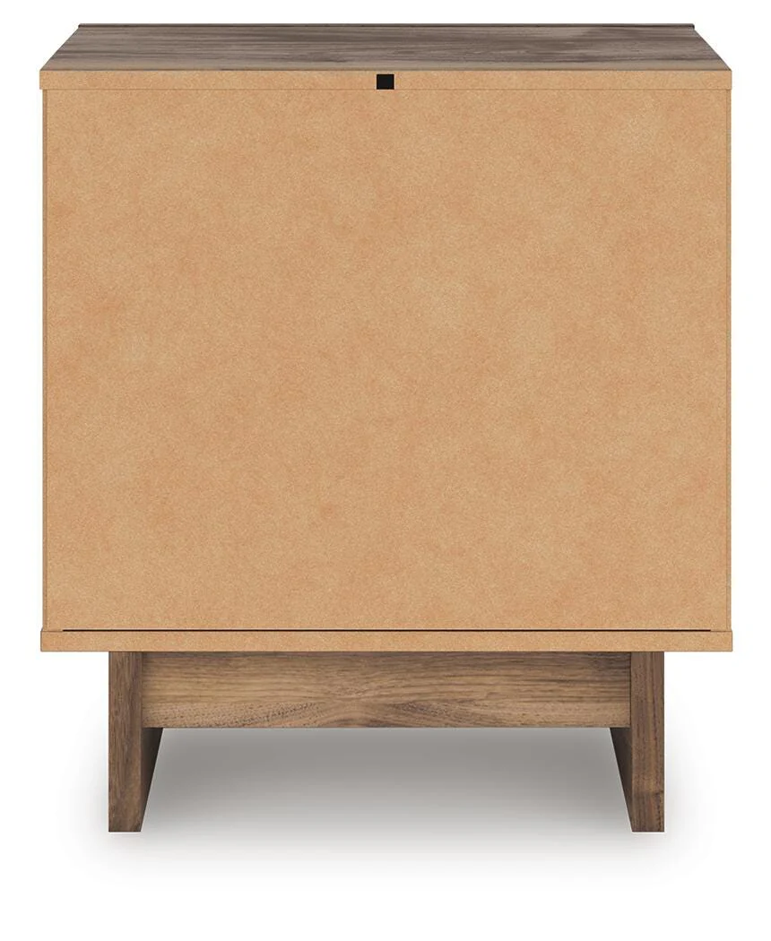 Chirason Nightstand - Image 6