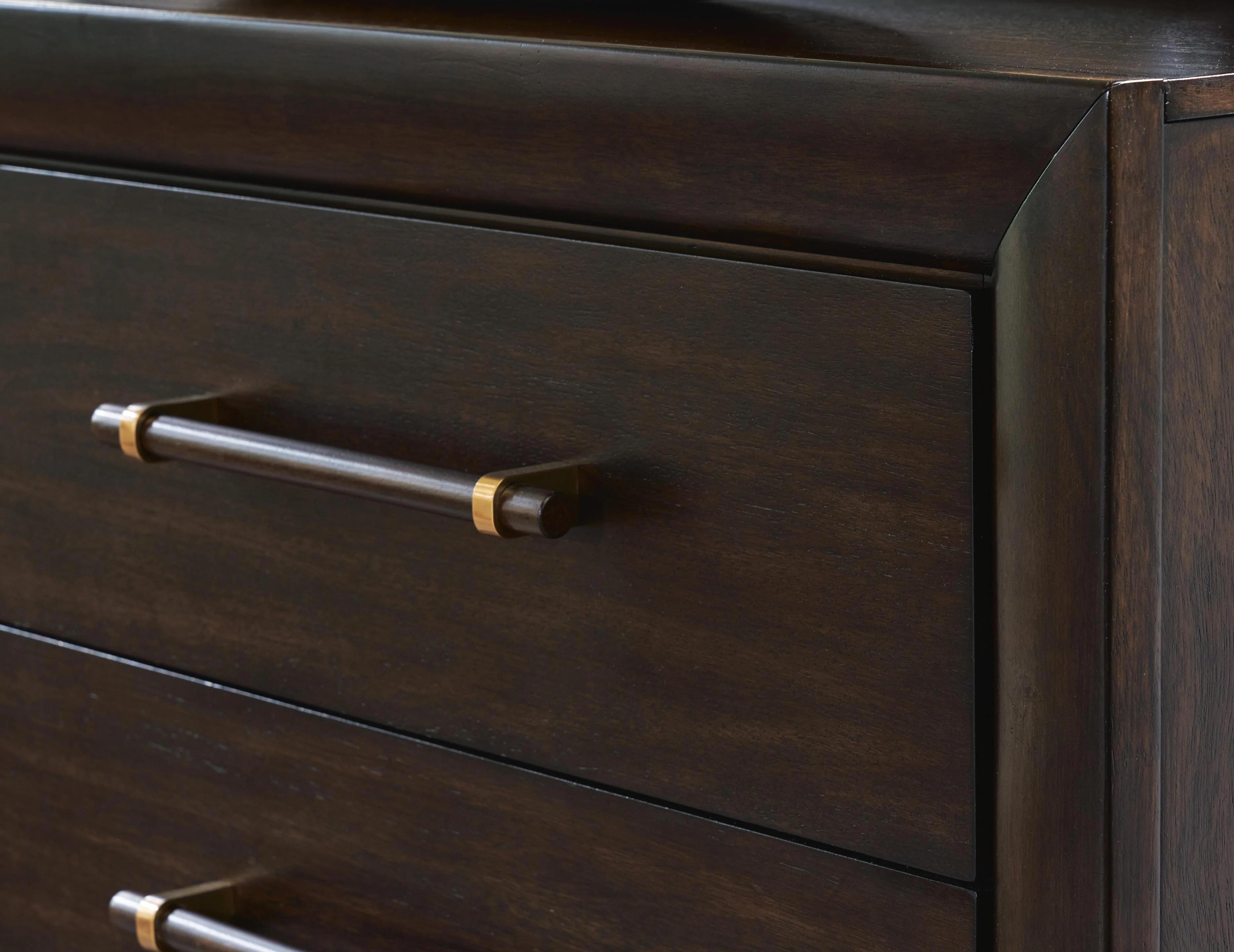 Dantenton Dresser - Image 4