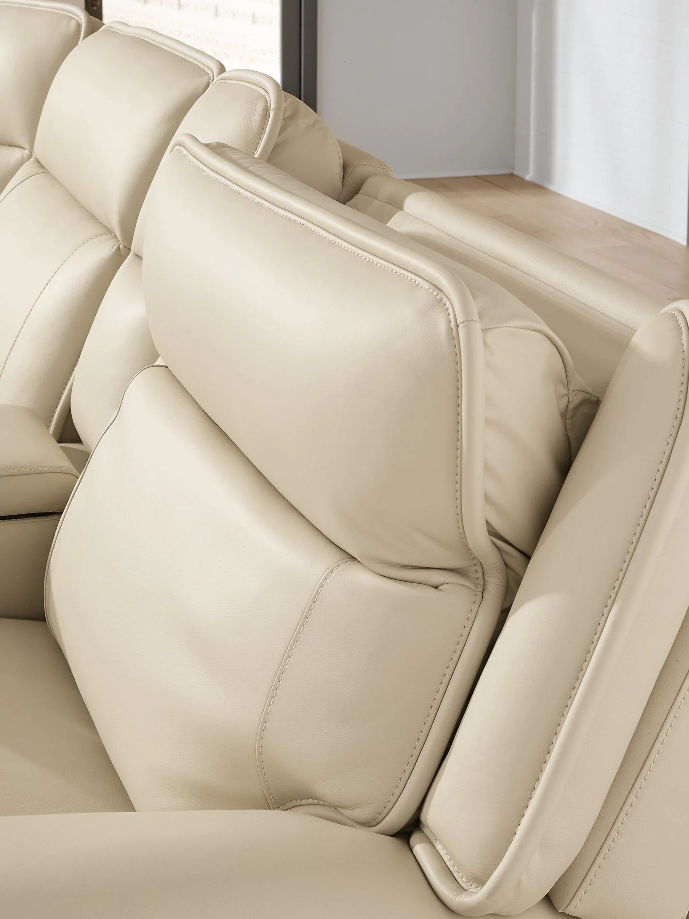 Double Deal Power Reclining Sofa Sectional - Image 19