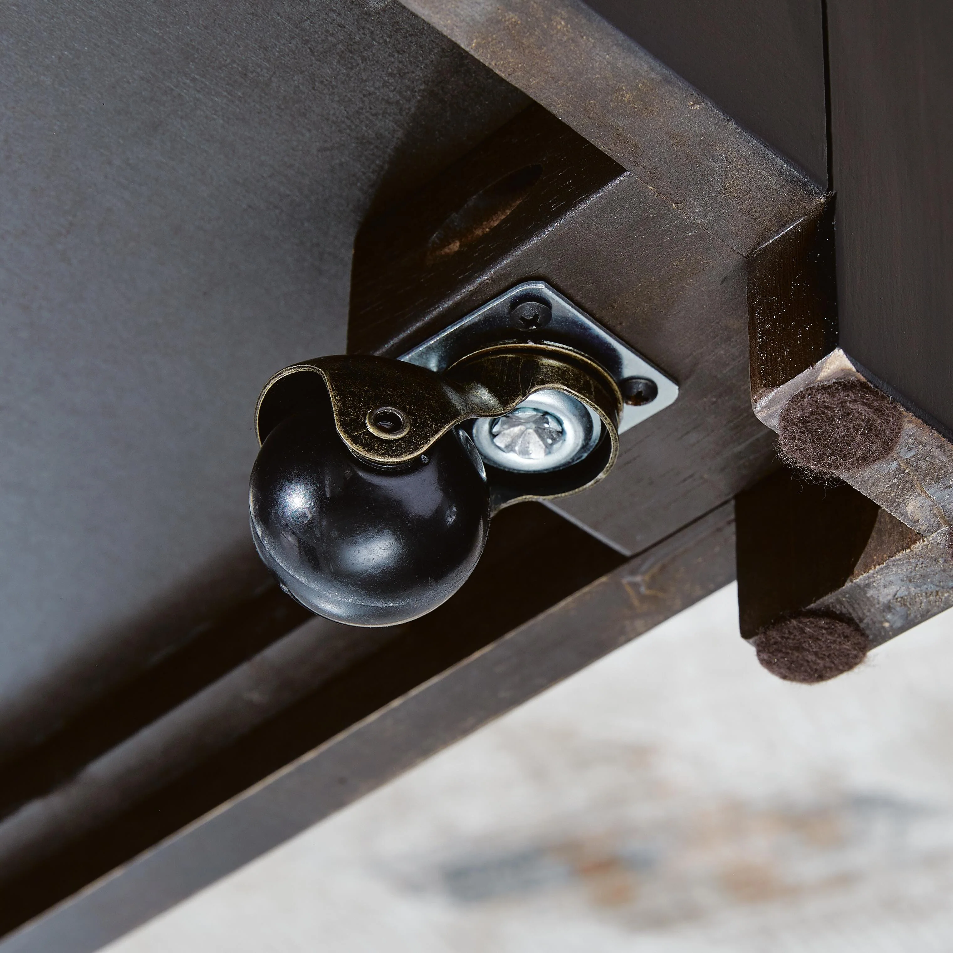 Drazmine Lift-Top Coffee Table - Image 8