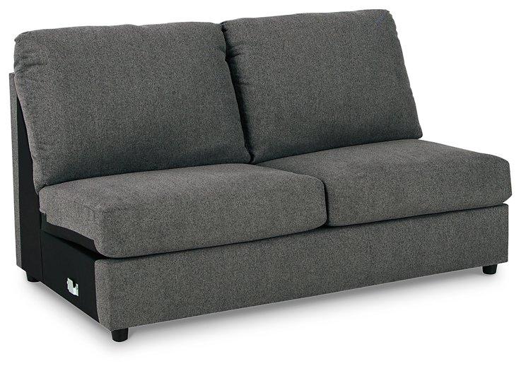 Edenfield 3-Piece Sectional with Chaise - Image 9