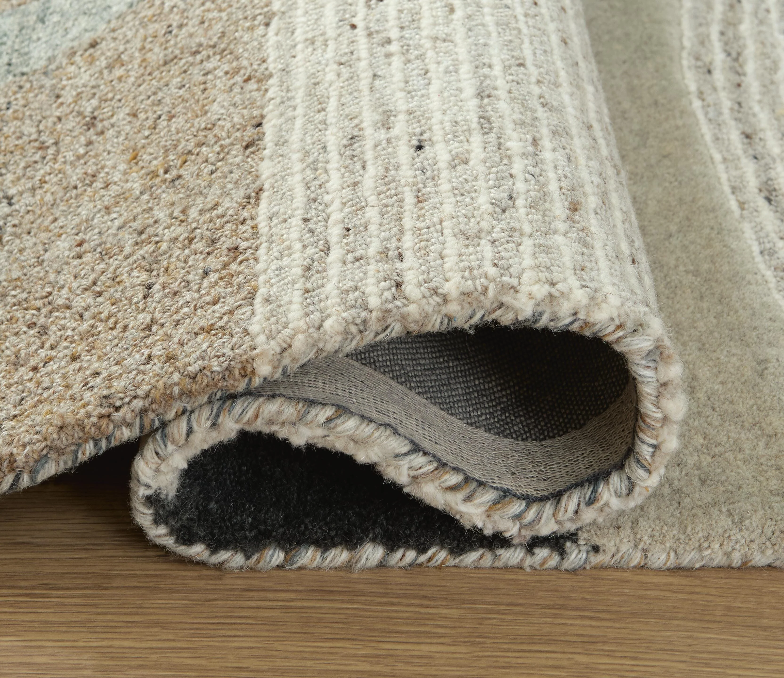 Edrickhill 5' x 7' Rug - Image 6