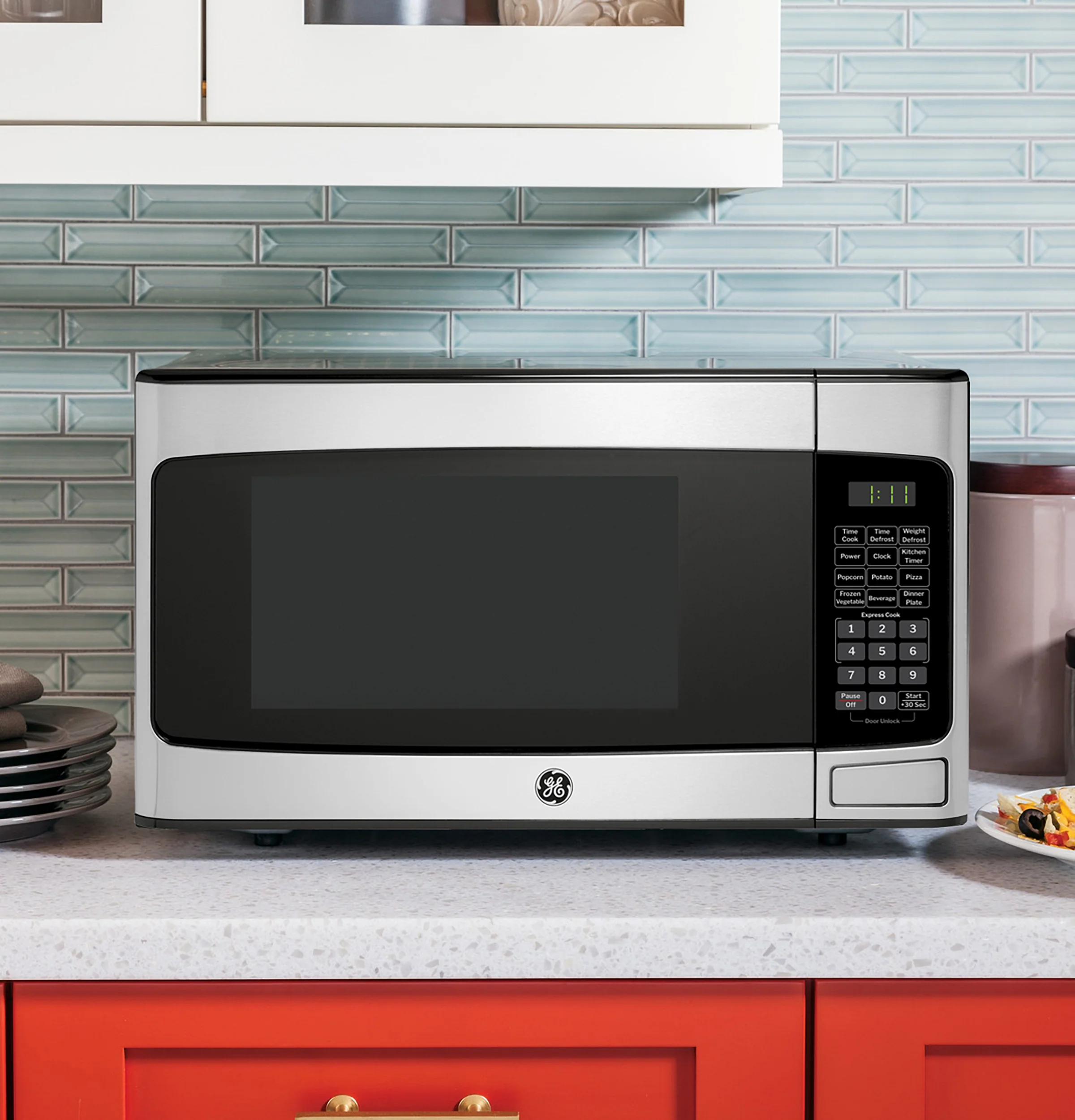 GE® 1.1 Cu. Ft. Capacity Countertop Microwave Oven GCST11N1WSS - Image 5