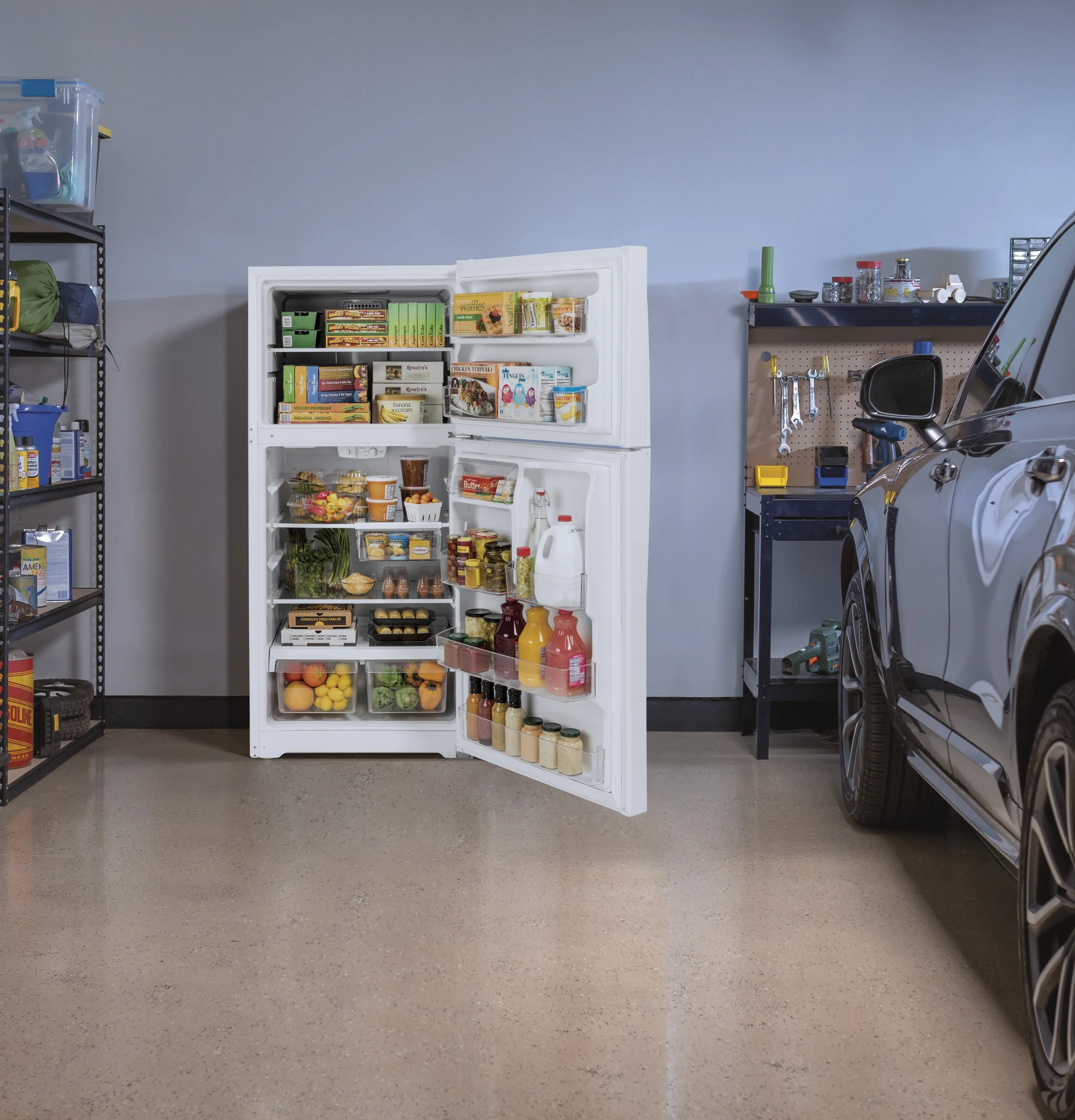 GE® 21.9 Cu. Ft. Garage Ready Top-Freezer Refrigerator GTS22KGNRWW - Image 5