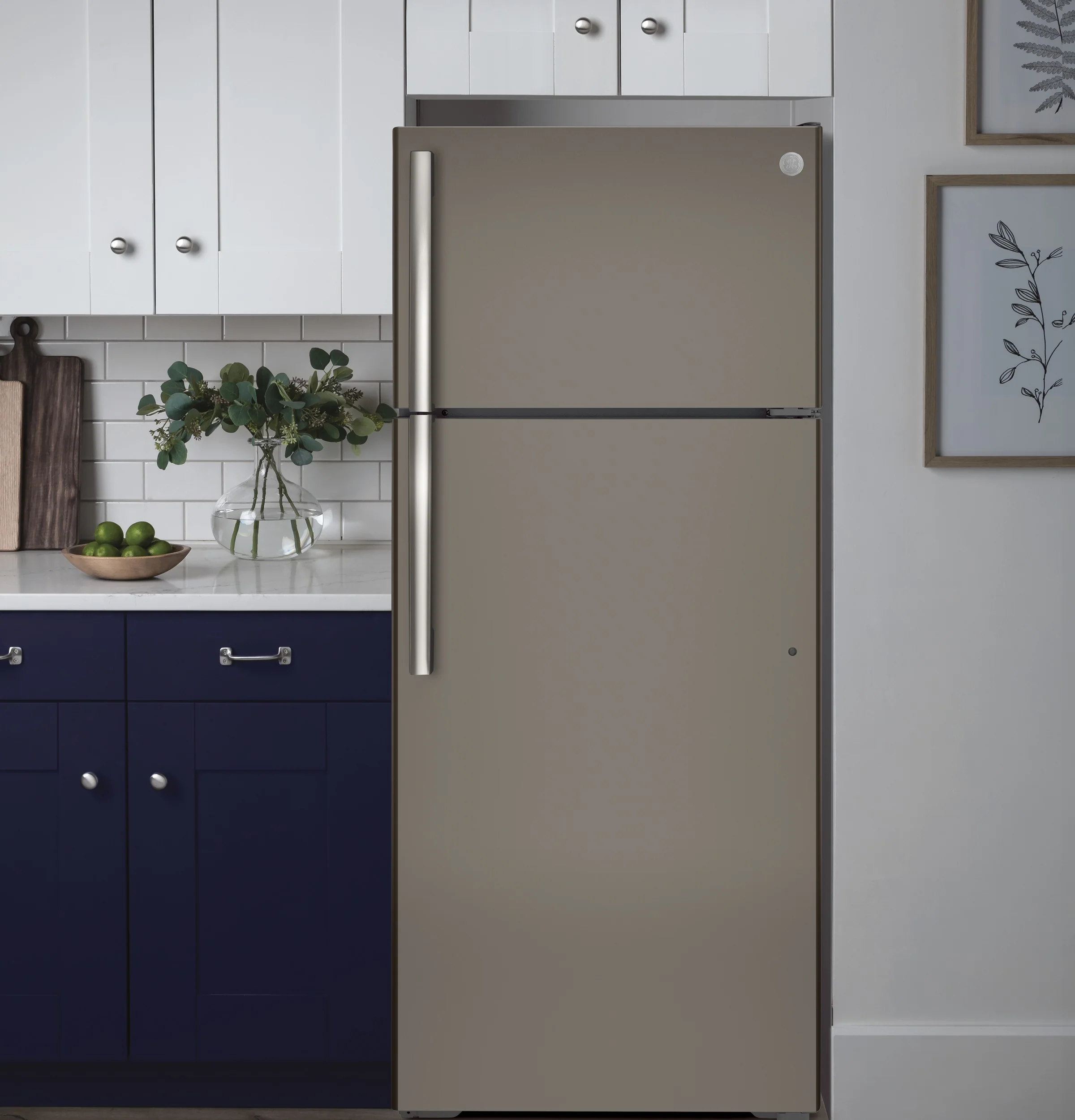 GE® ENERGY STAR® 17.5 Cu. Ft. Top-Freezer Refrigerator GTE18GMNRES - Image 5