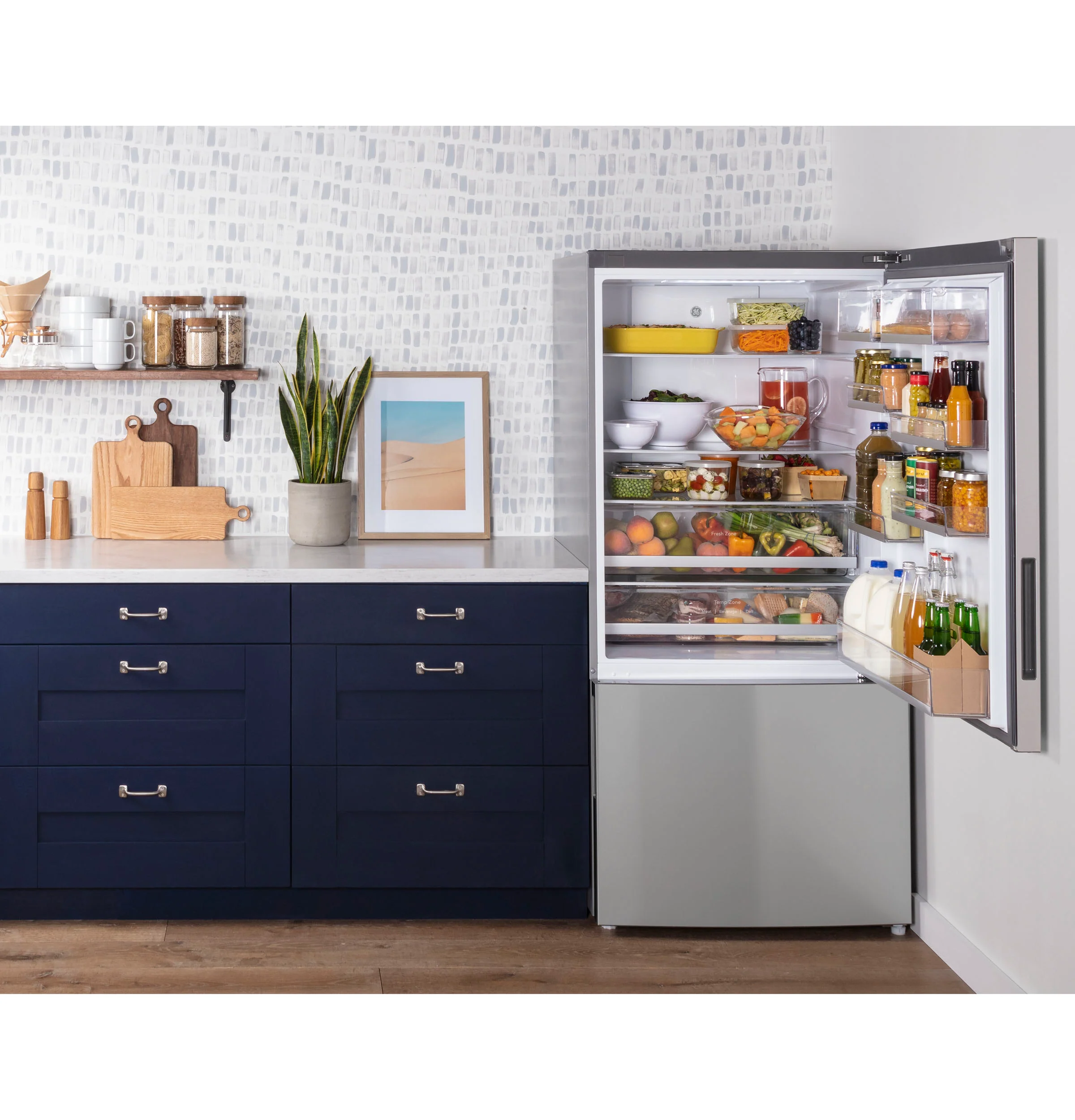 GE® ENERGY STAR® 17.7 Cu. Ft. Counter-Depth Bottom-Freezer Refrigerator GBE17HYRFS - Image 3