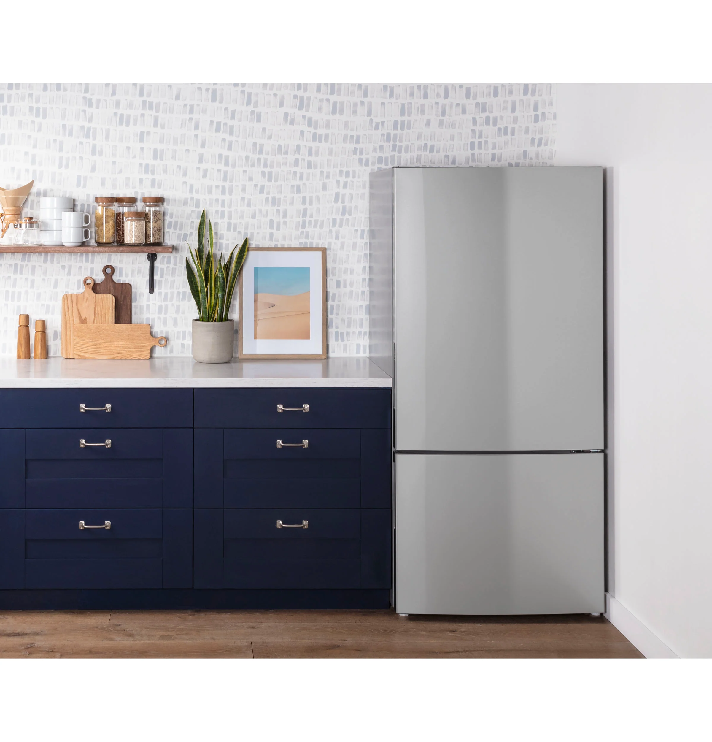 GE® ENERGY STAR® 17.7 Cu. Ft. Counter-Depth Bottom-Freezer Refrigerator GBE17HYRFS - Image 8