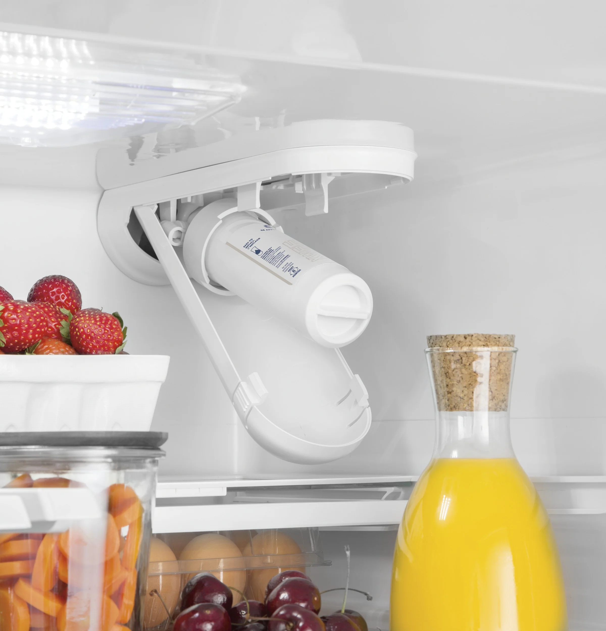 GE® ENERGY STAR® 18.6 Cu. Ft. Counter-Depth French-Door Refrigerator GWE19JYLFS - Image 7