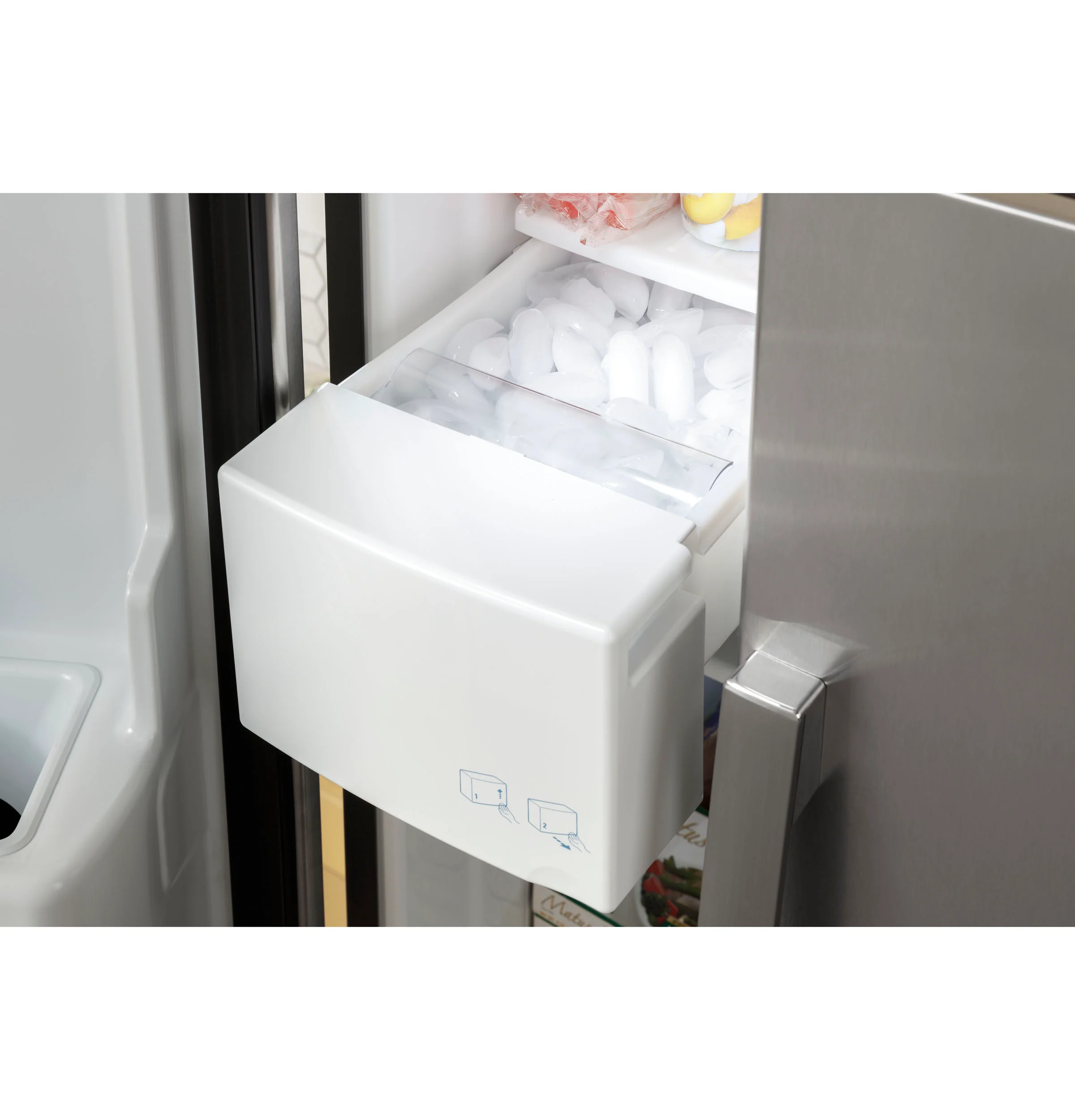 GE® ENERGY STAR® 23.0 Cu. Ft. Side-By-Side Refrigerator GSE23GYPFS - Image 8