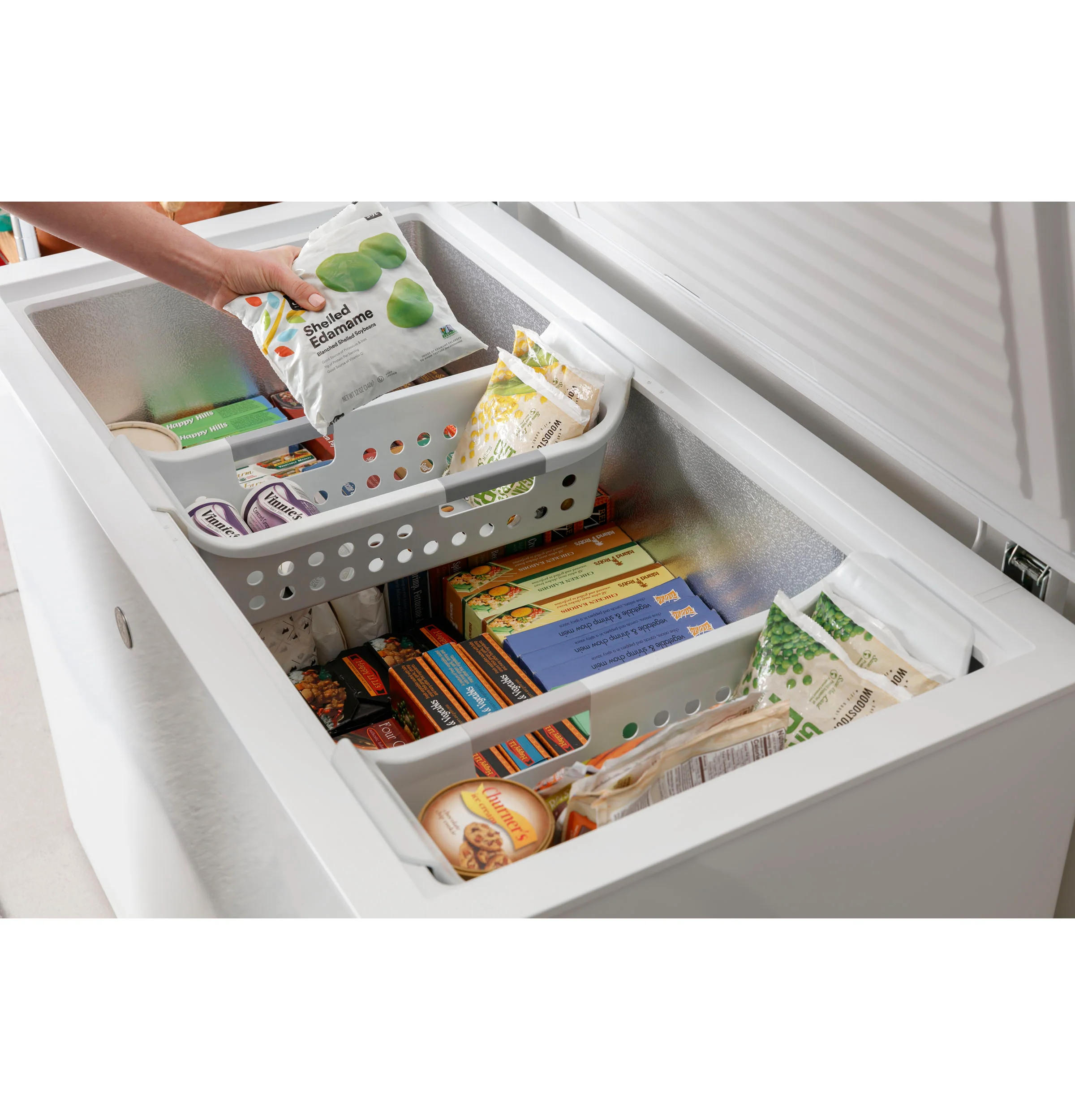 GE 8.8 Cu. Ft. Manual Defrost Chest Freezer FCM9SRWW - Image 3