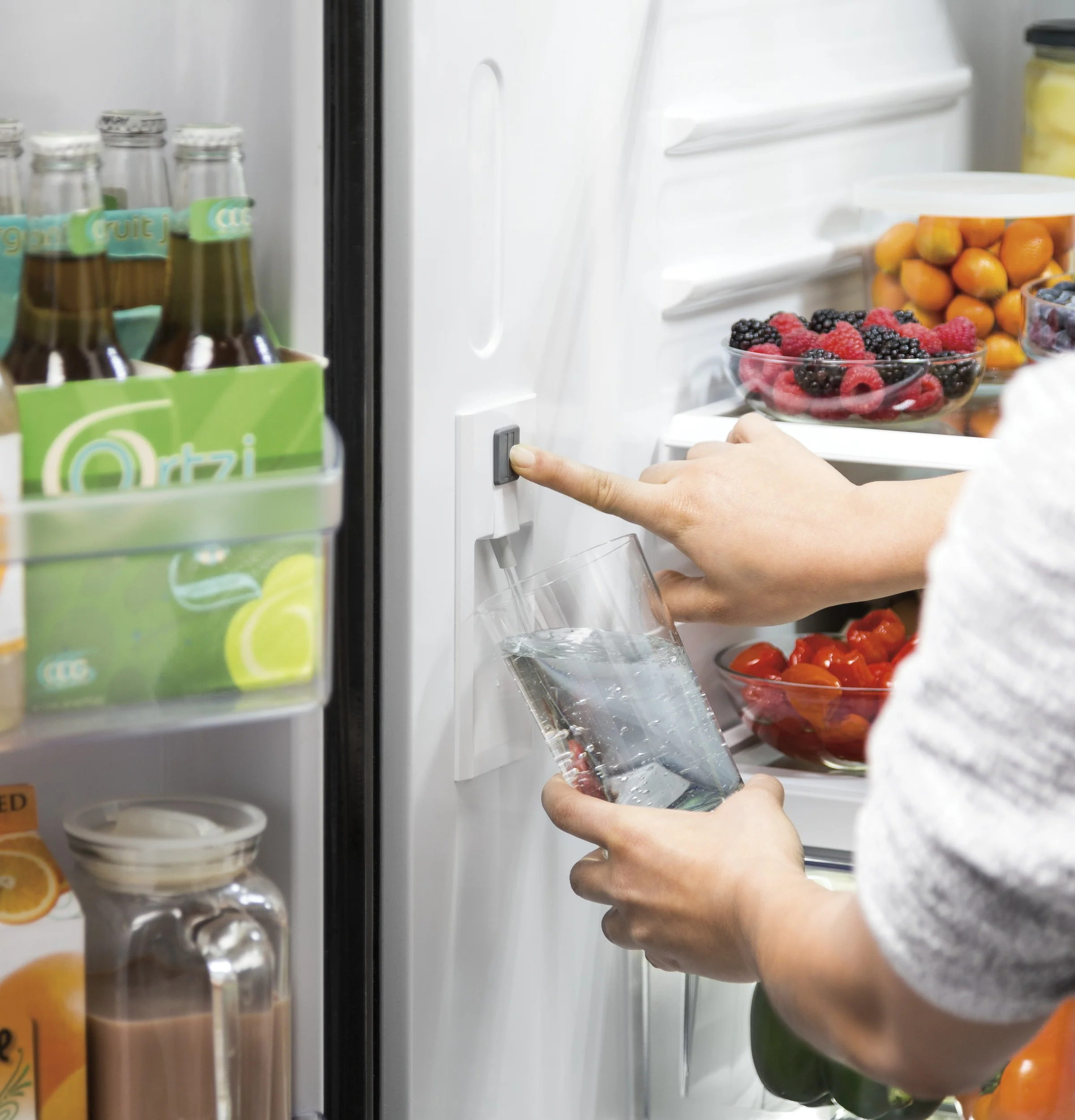 GE ENERGY STAR 27.0 Cu. Ft. Fingerprint Resistant French-Door Refrigerator GNE27JYMFS - Image 6