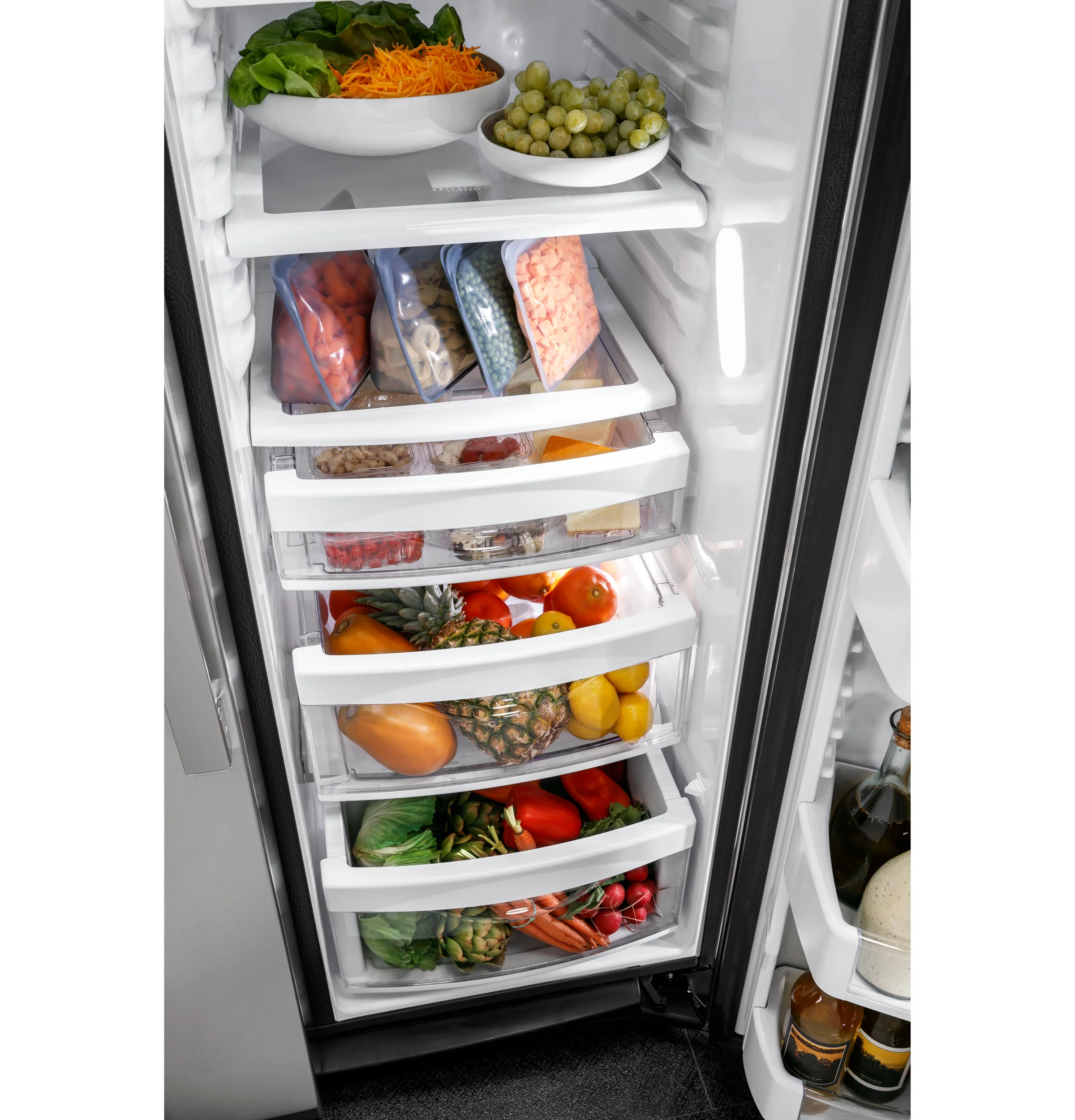 GE Profile™ ENERGY STAR® 25.3 Cu. Ft. Side-by-Side Refrigerator PSE25KYHFS - Image 5