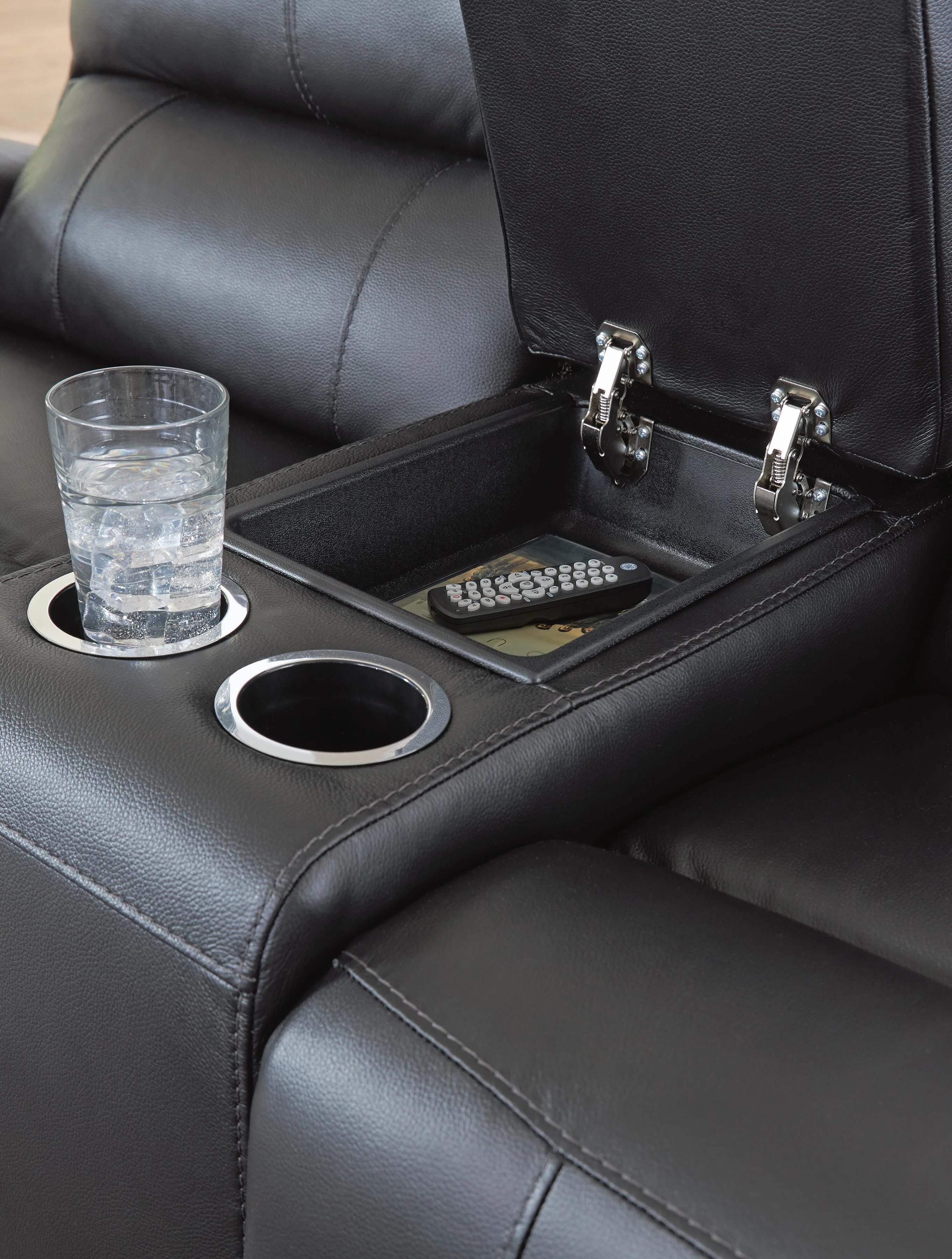 Glossmore Reclining Package - Image 4