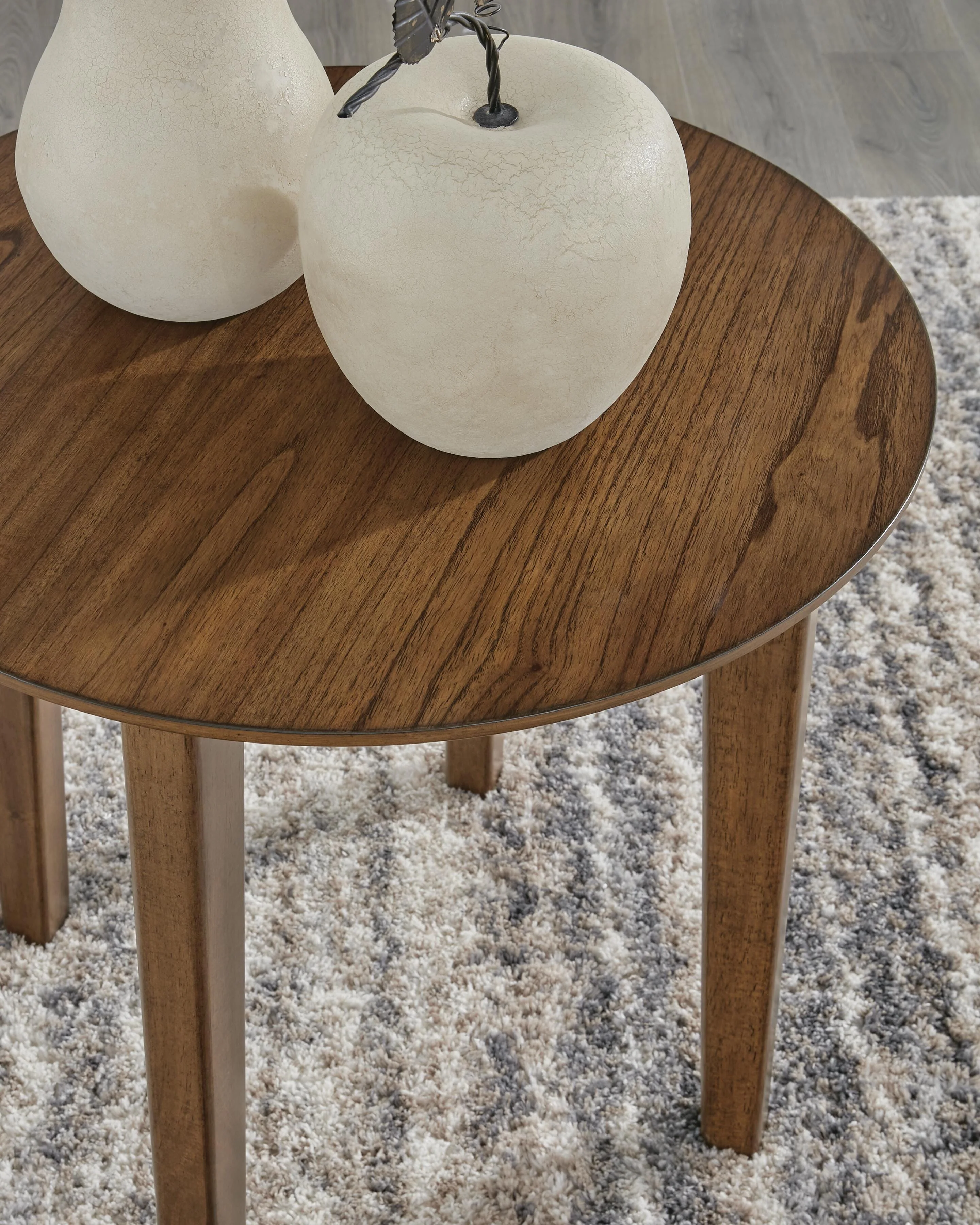 Gordonay Table (Set of 3) - Image 5