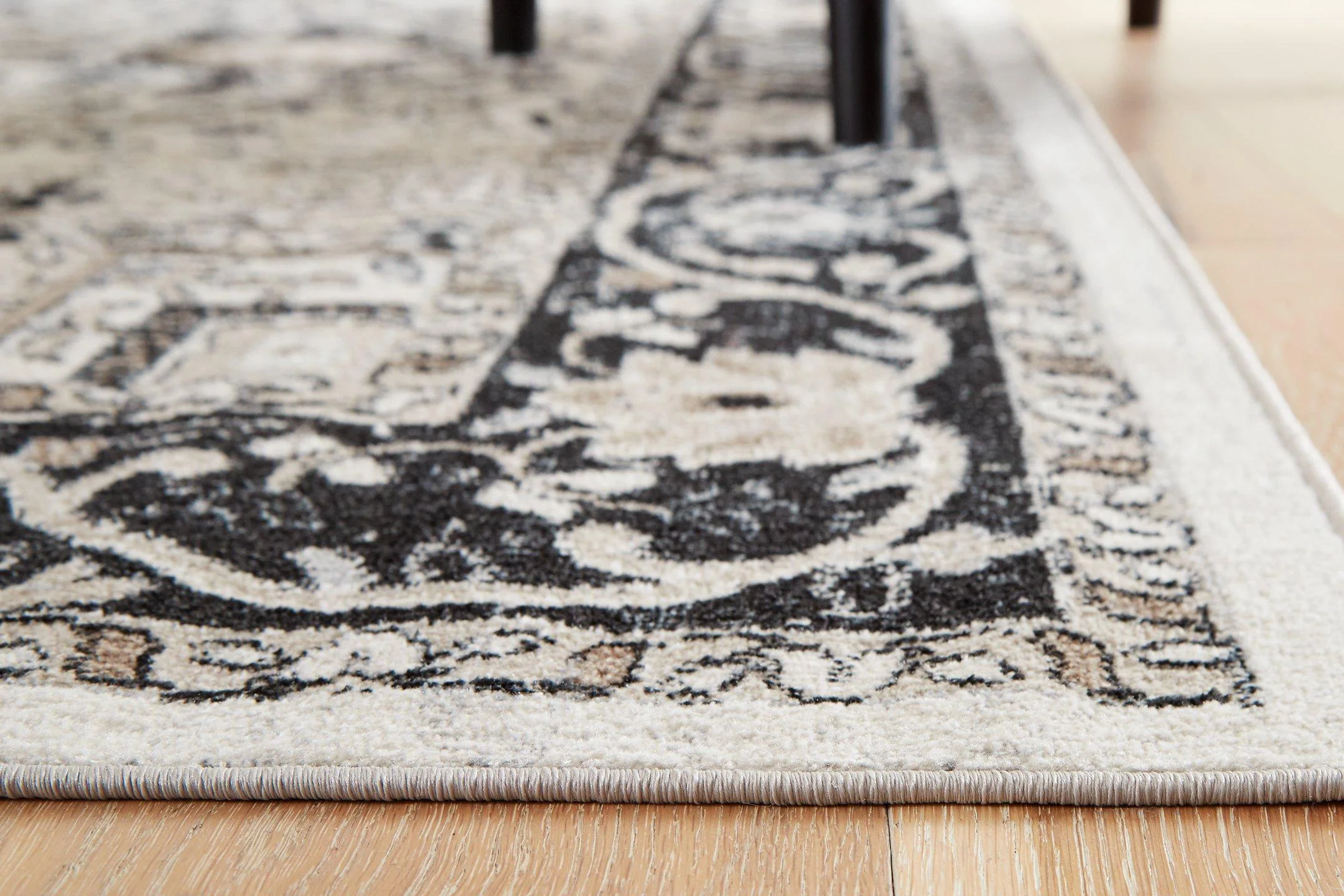 Gregmoore 5'2" x 6'10" Rug - Image 5