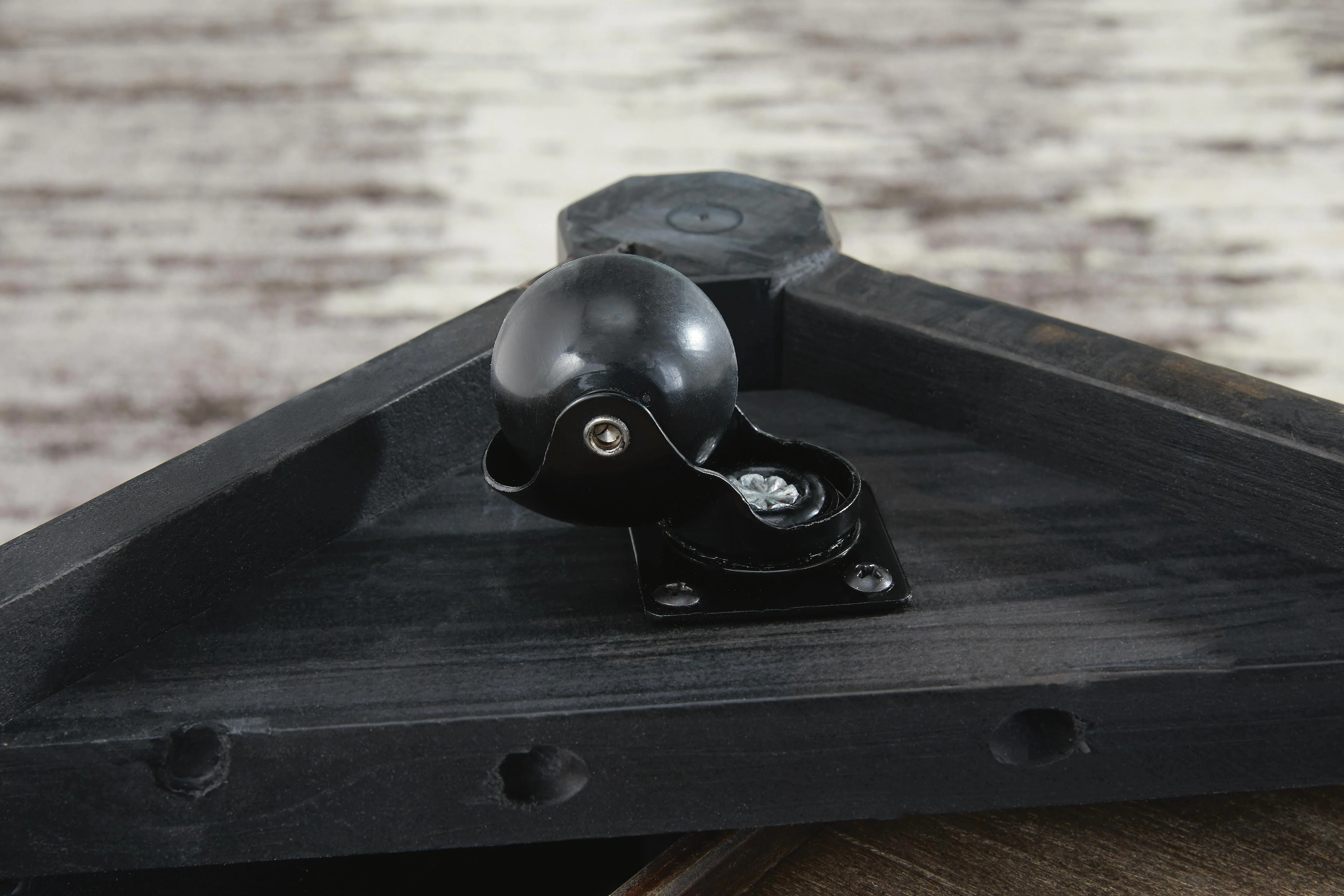 Kallenny Coffee Table - Image 11