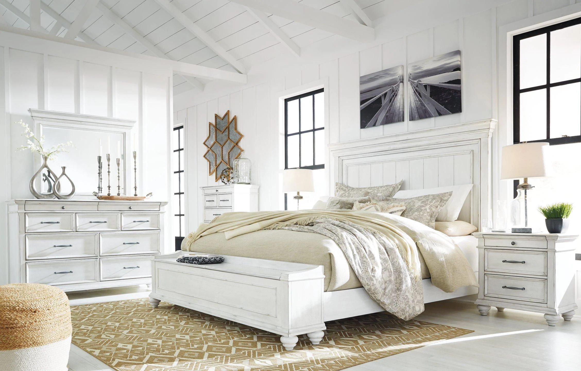 Kanwyn Bed with Storage Bench - Image 11