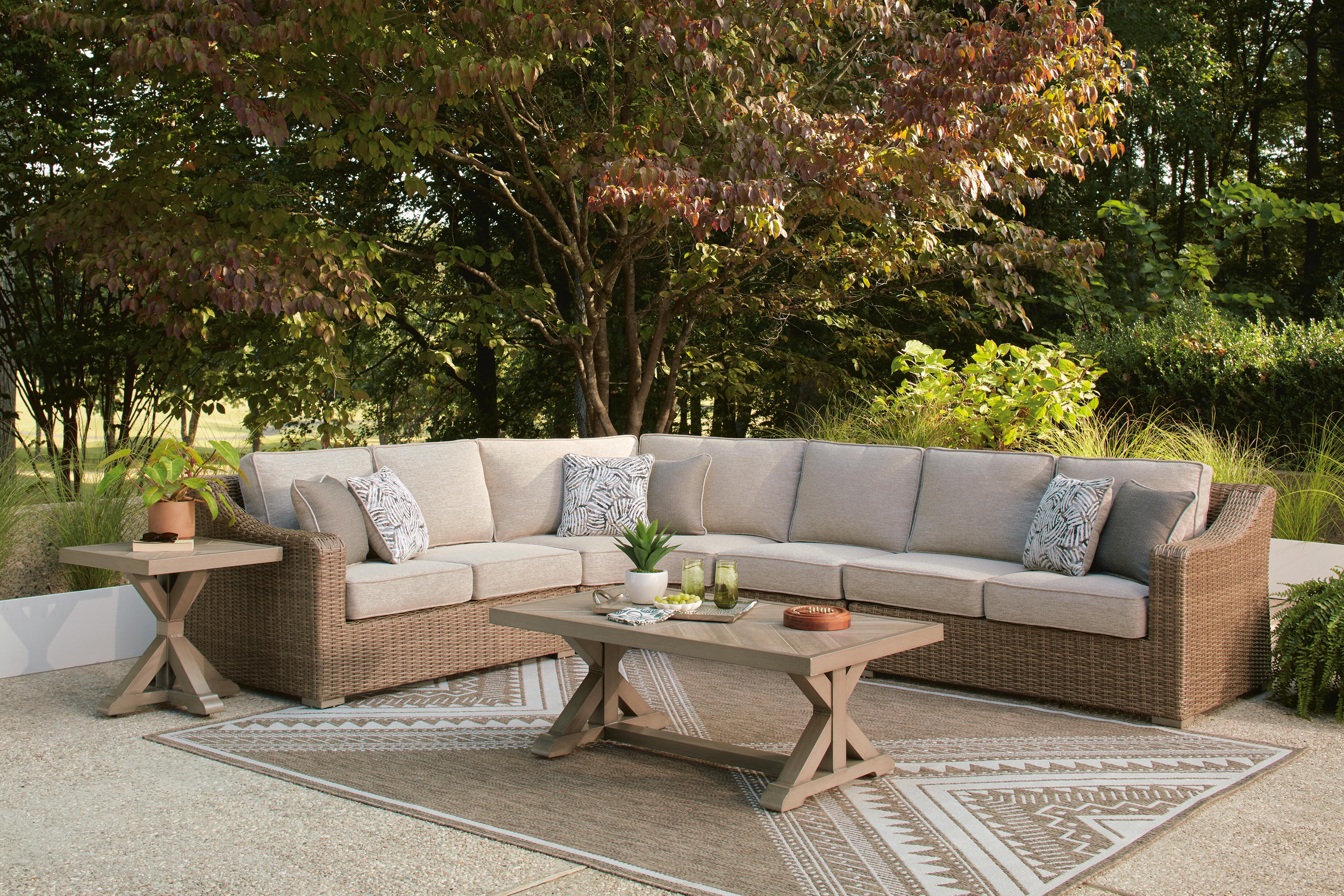 Laguna Heights Outdoor Sectional - Image 7