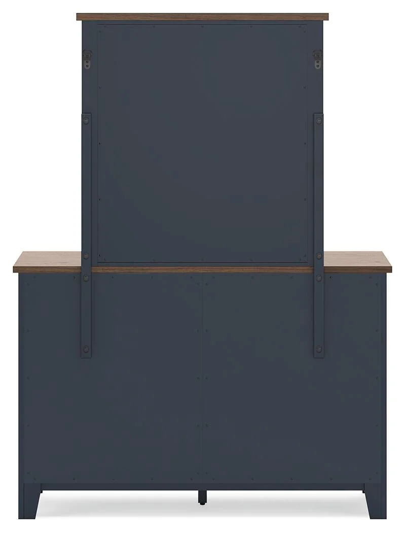 Landocken Bedroom Package - Image 10