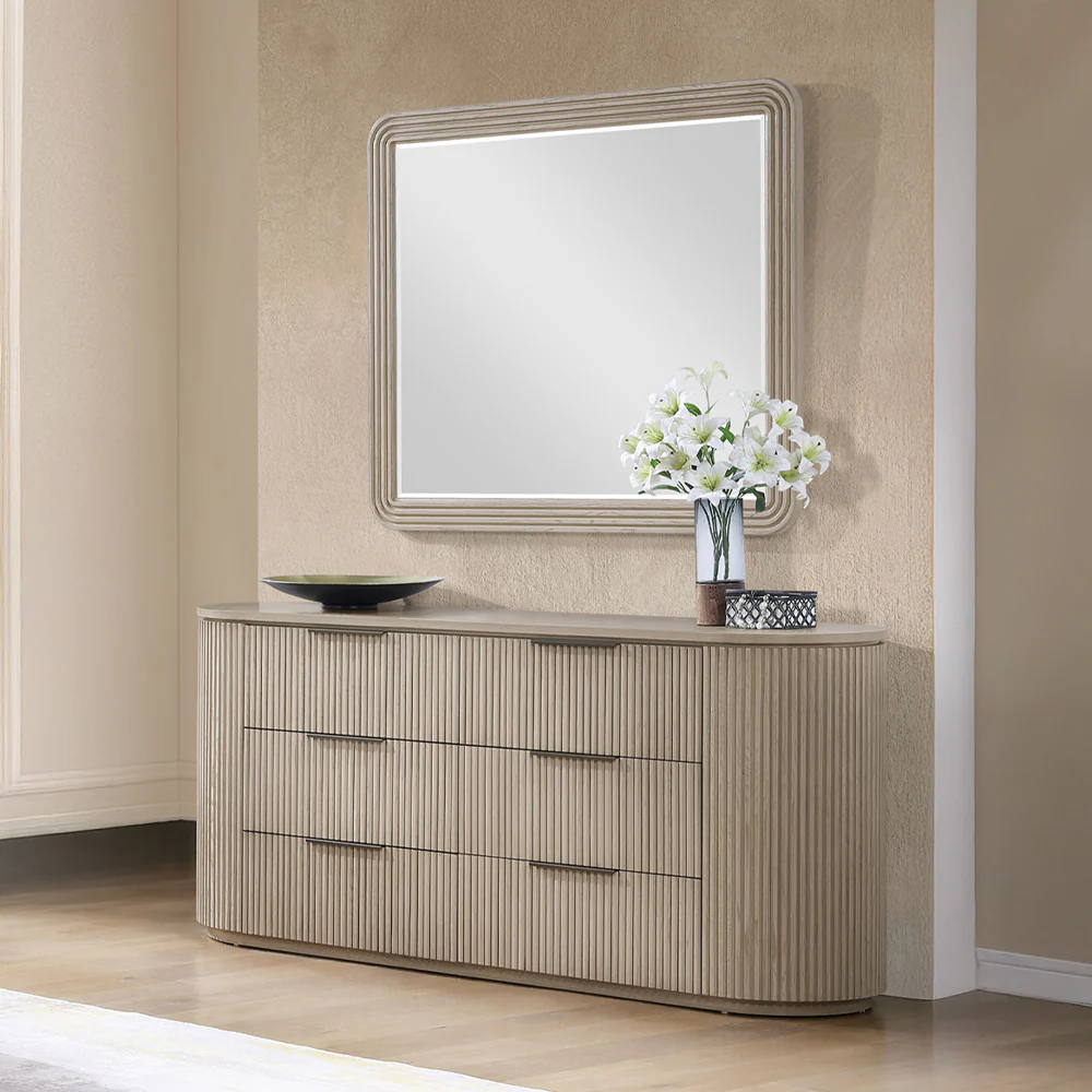 Leanna Mirror - Image 3