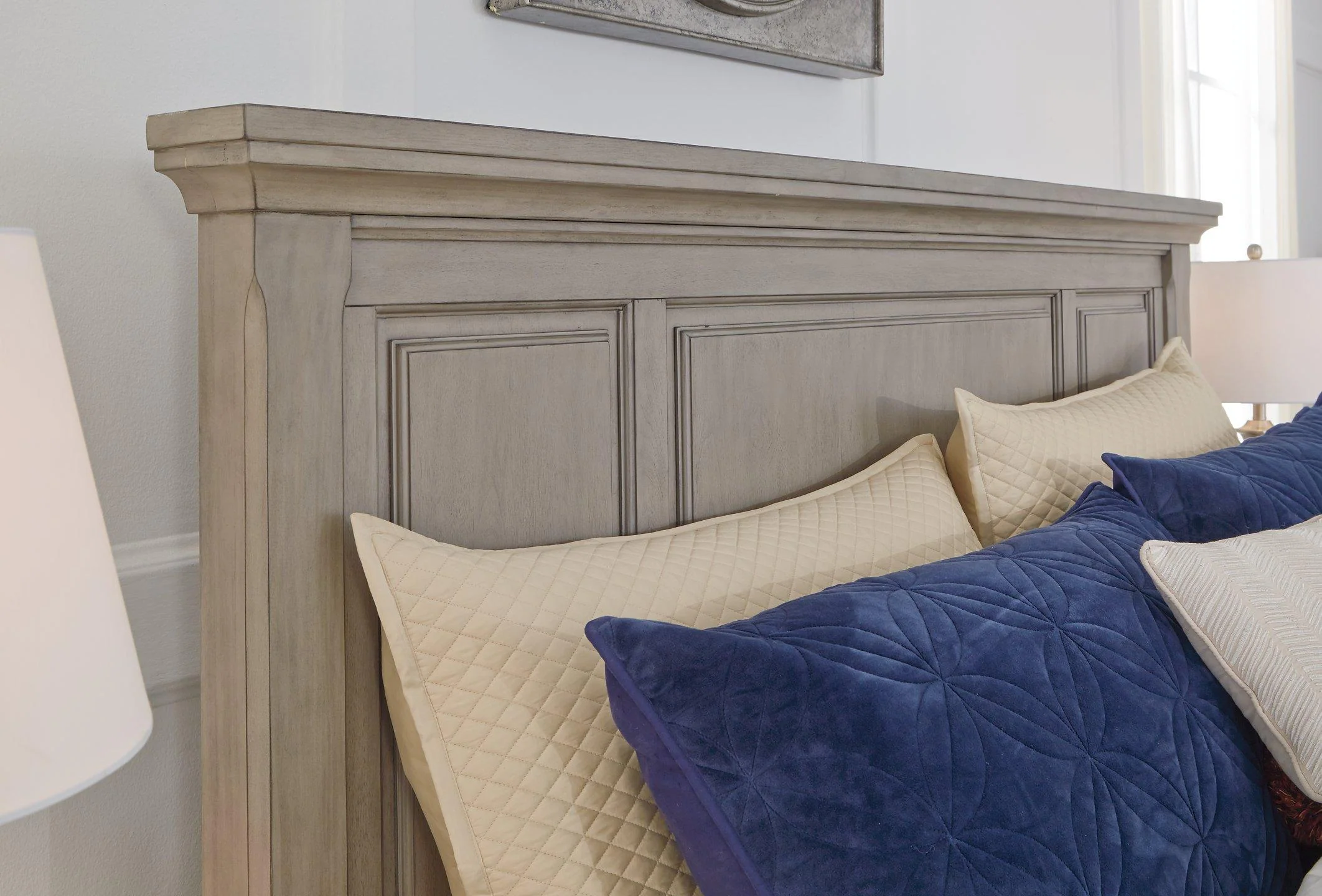 Lettner Bed with 2 Storage Drawers - Image 6