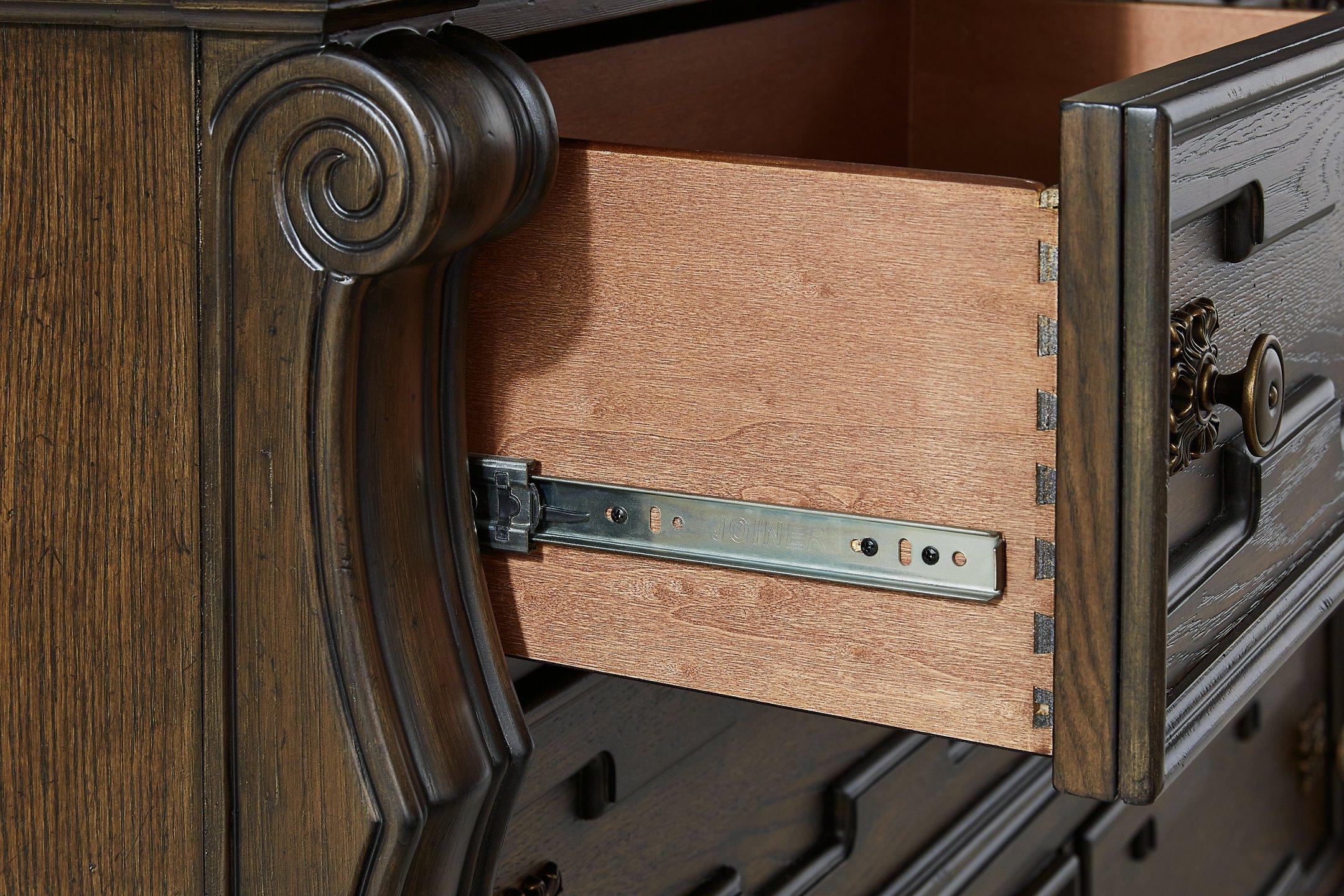 Maylee Dresser and Mirror - Image 12