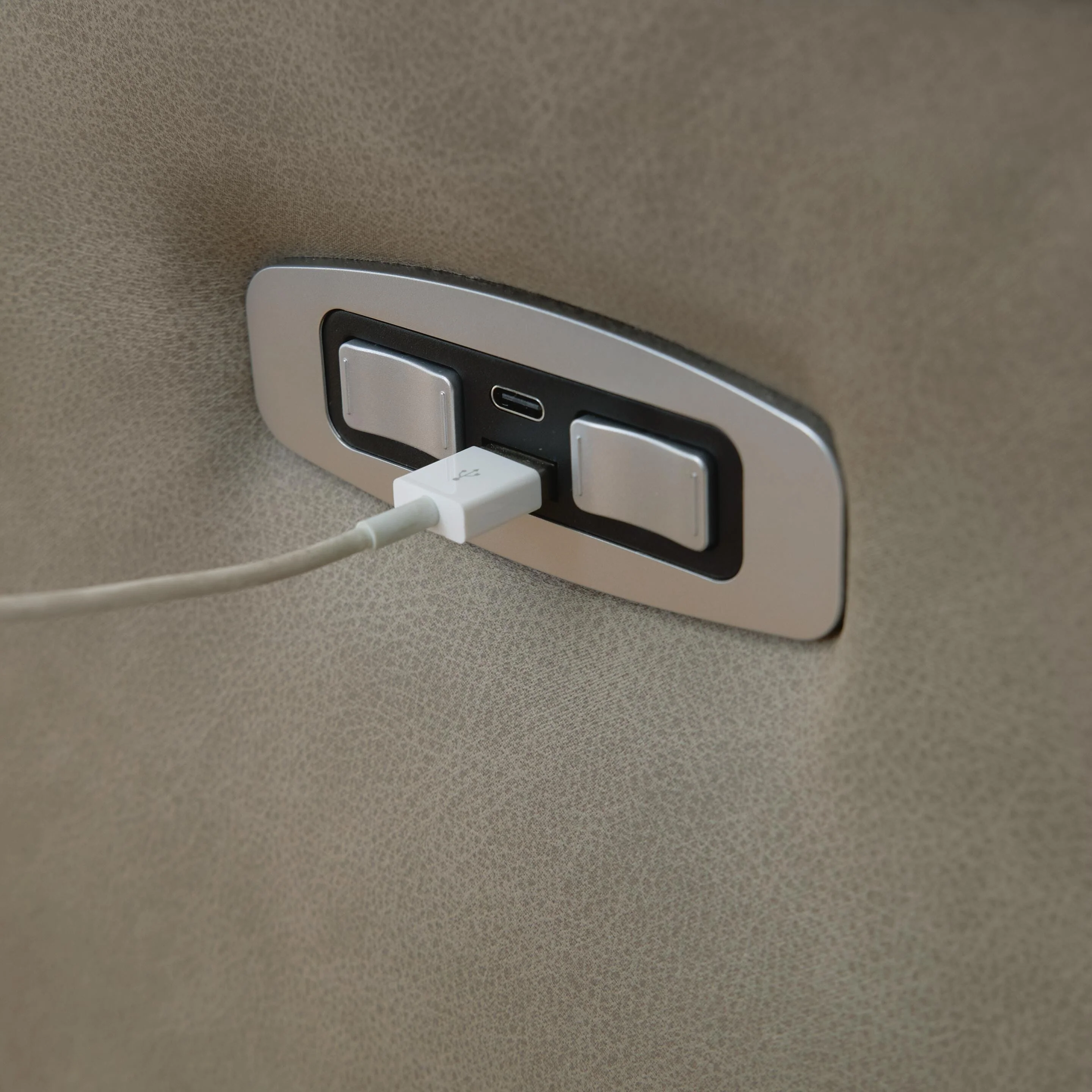 Narwhal Place Power Reclining Sectional - Image 6