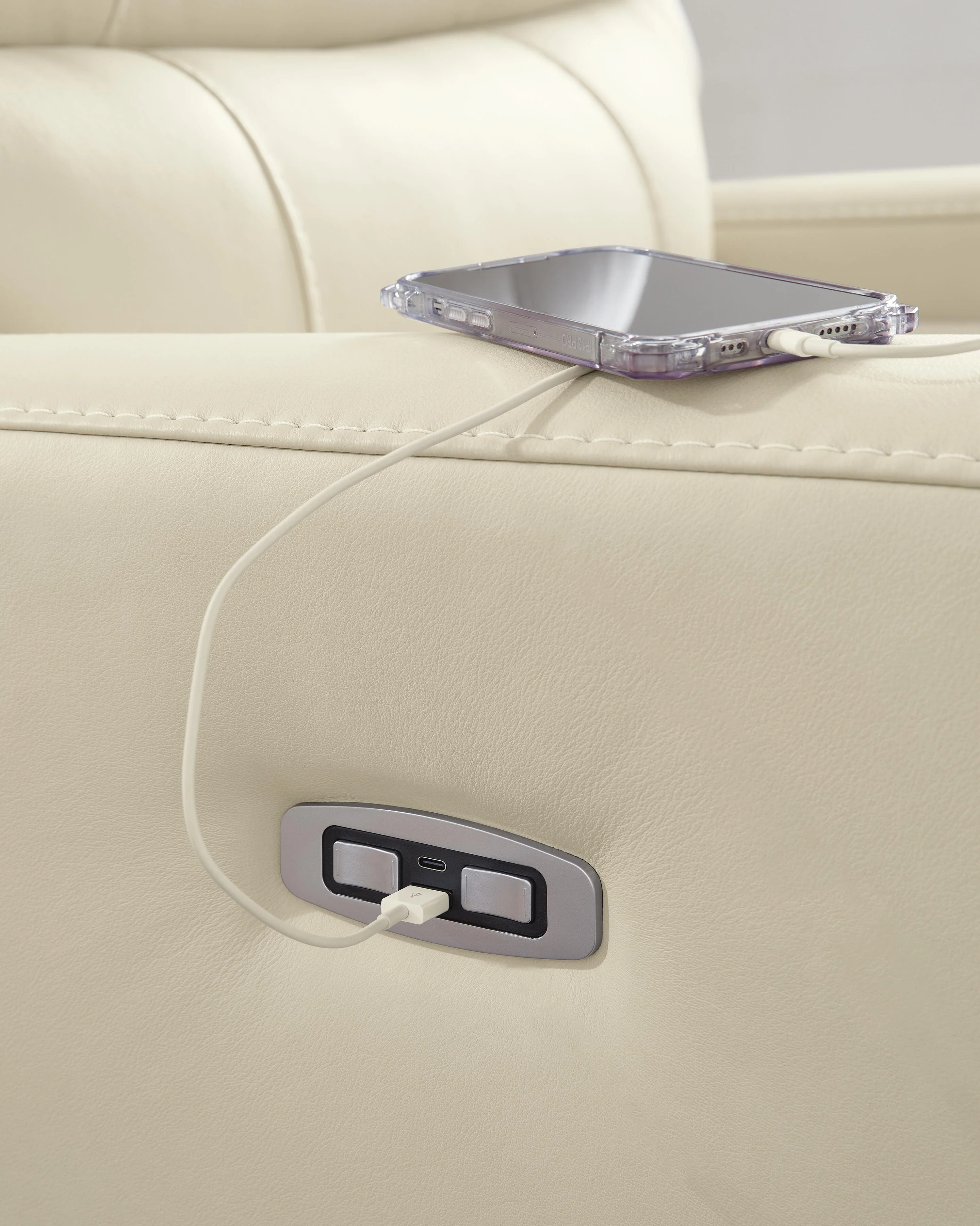 Pennacle Pier Power Recliner - Image 13