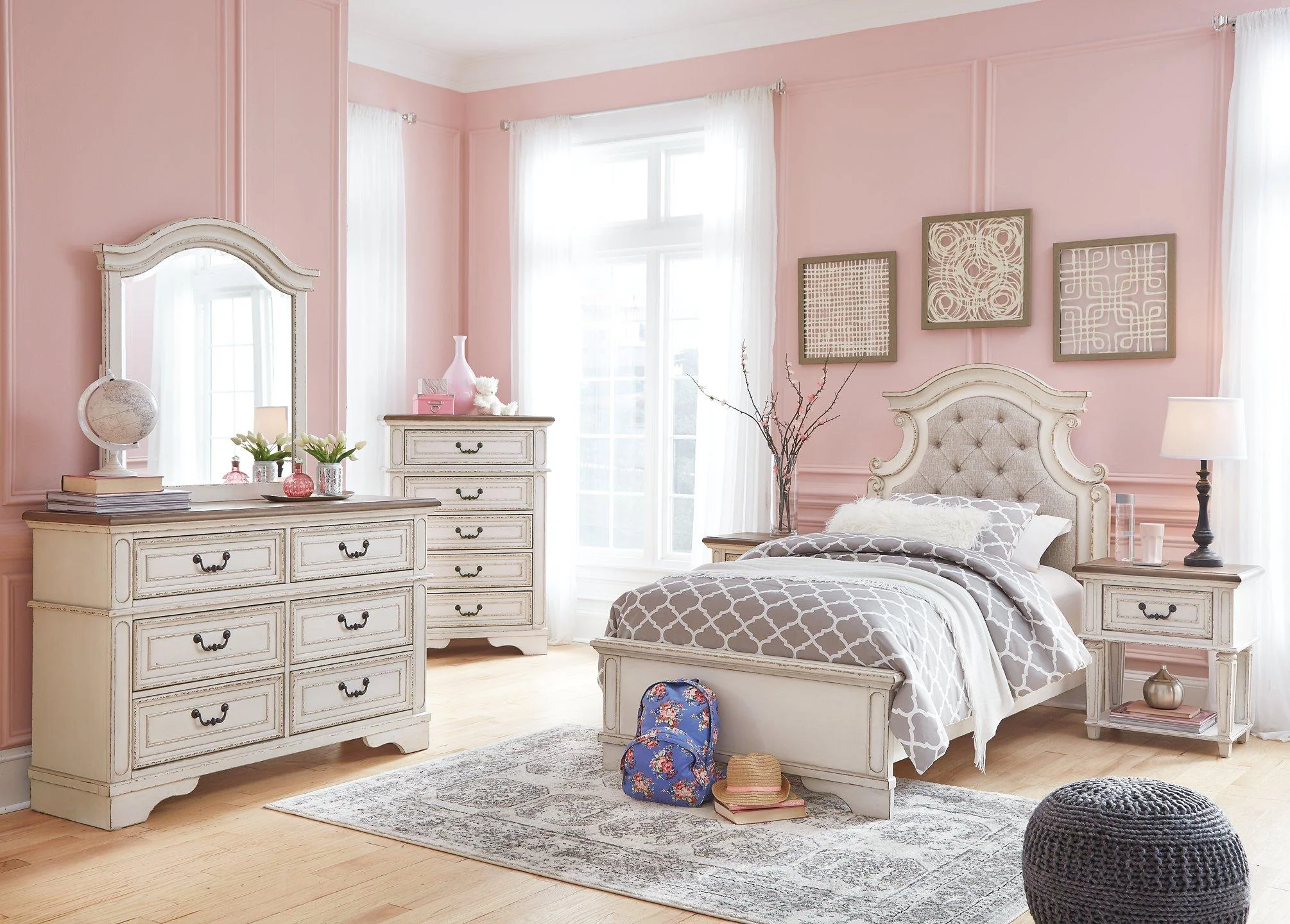 Realyn Dresser and Mirror - Image 32