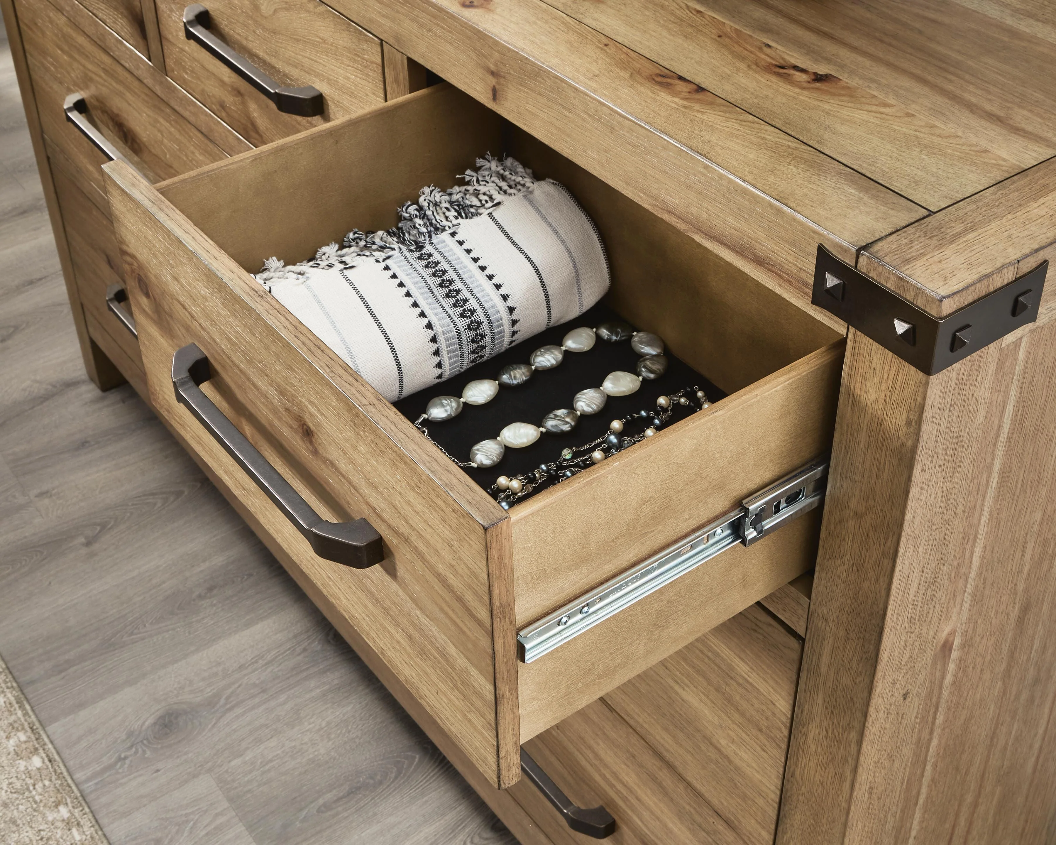 Ridgester Dresser - Image 8