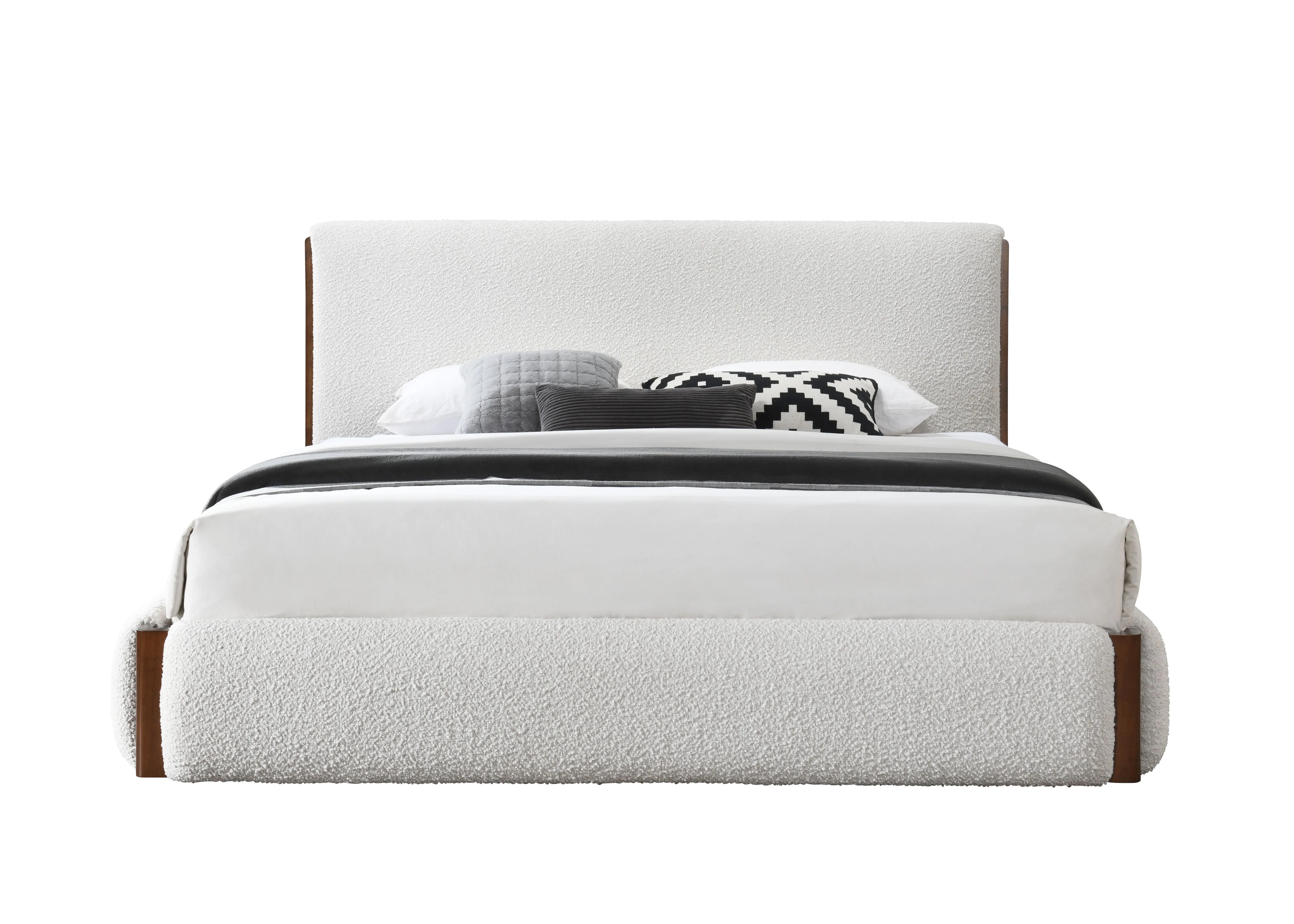 Sandro Eastern King Bed - Image 12
