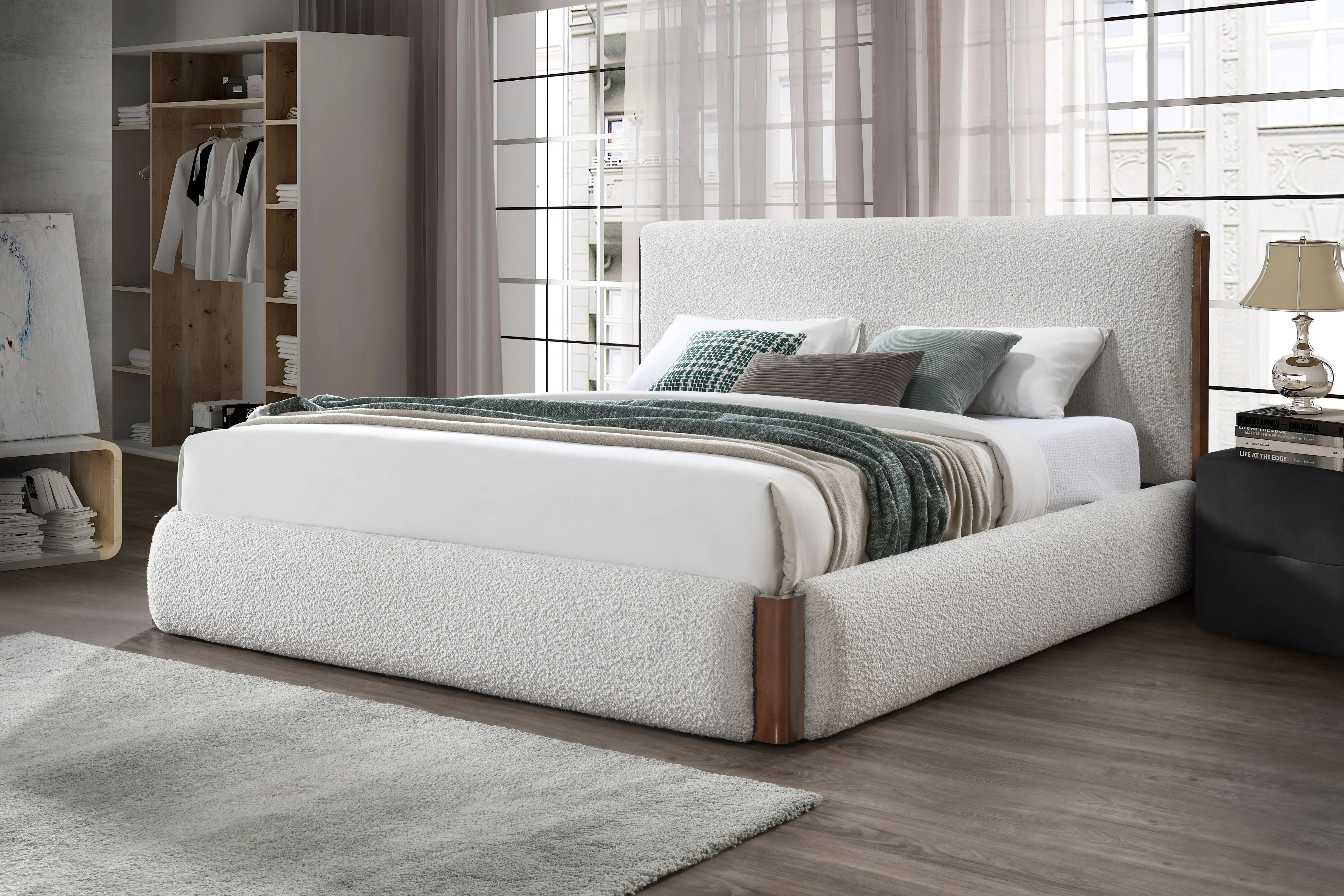 Sandro Eastern King Bed - Image 19