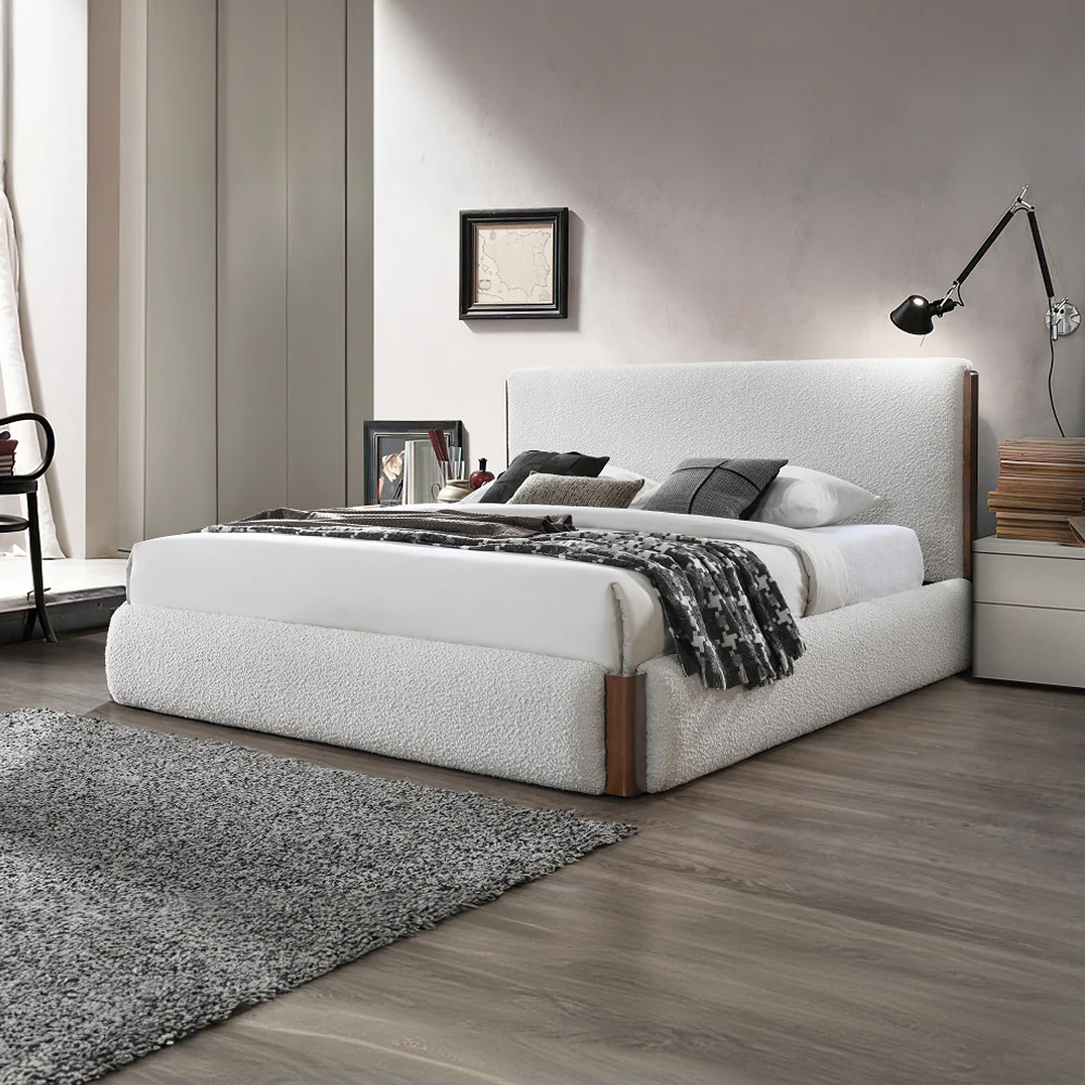 Sandro Eastern King Bed - Image 9