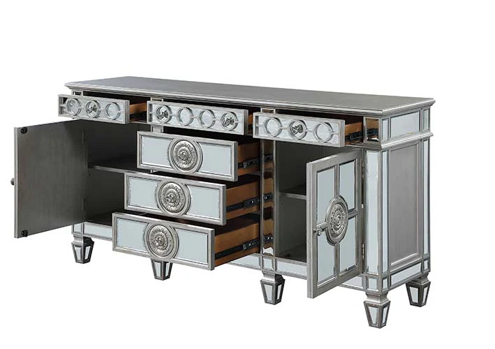 Server - Image 7
