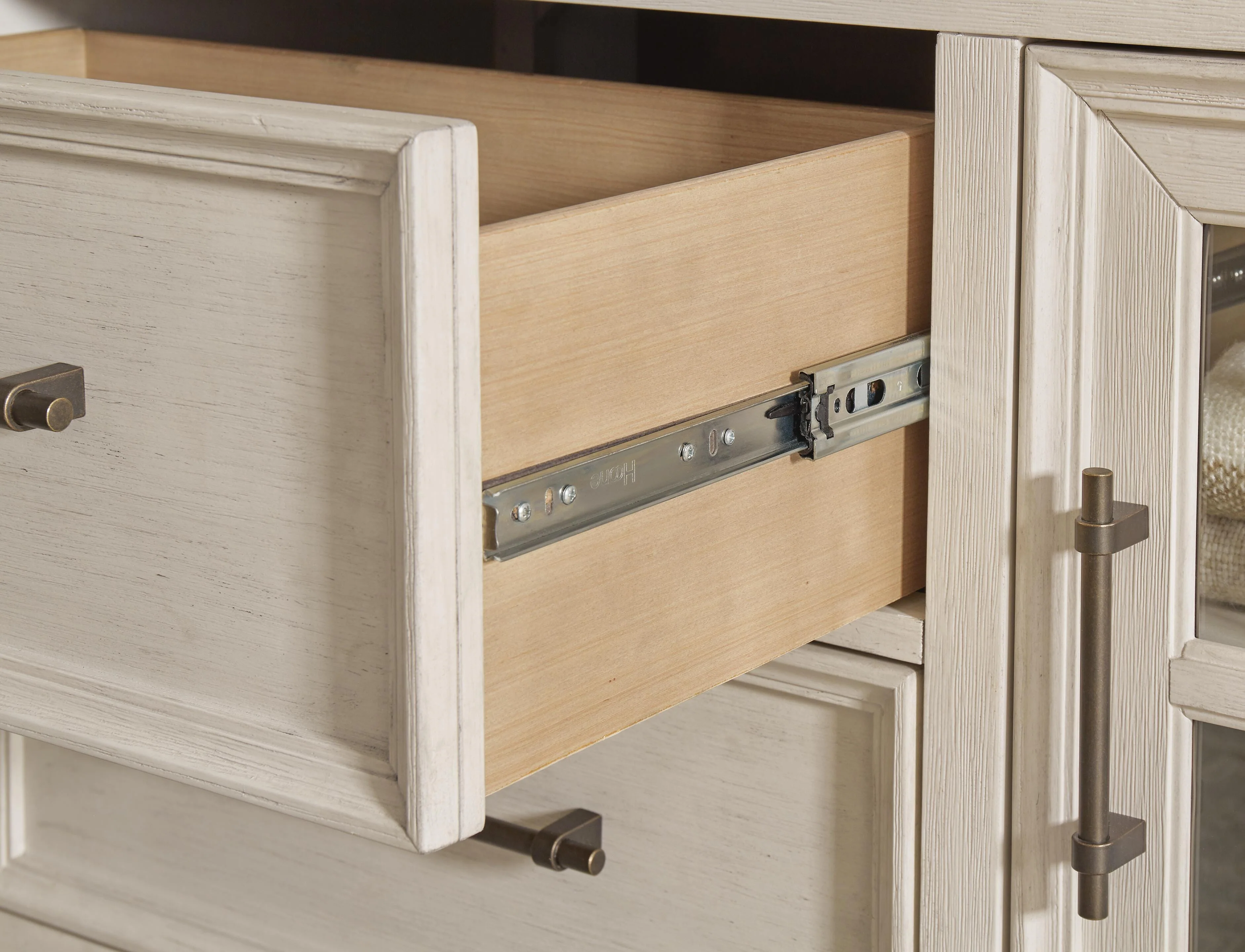 Shaybrock Bedroom Set - Image 42
