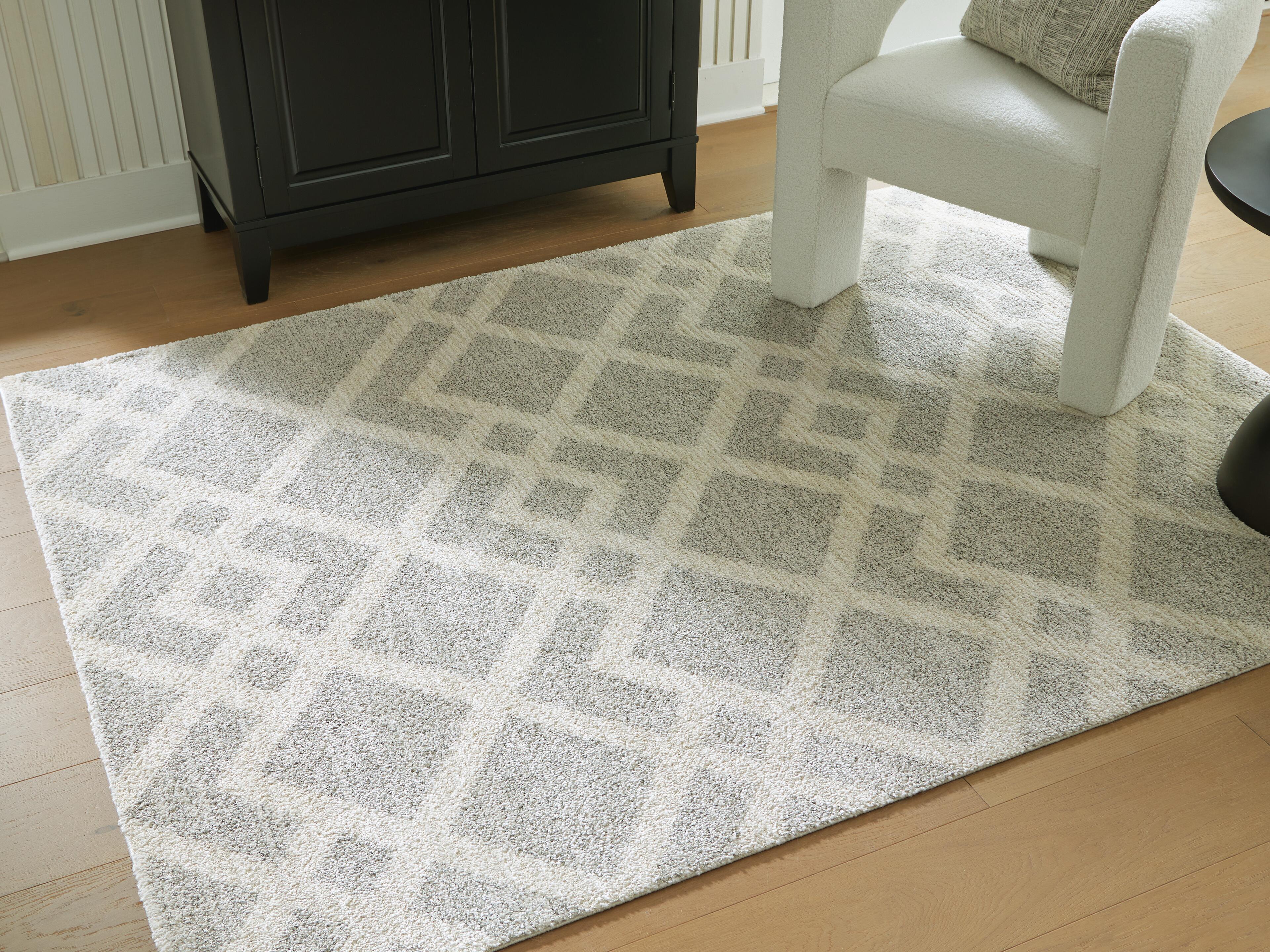 Unawick Medium Rug - Image 2