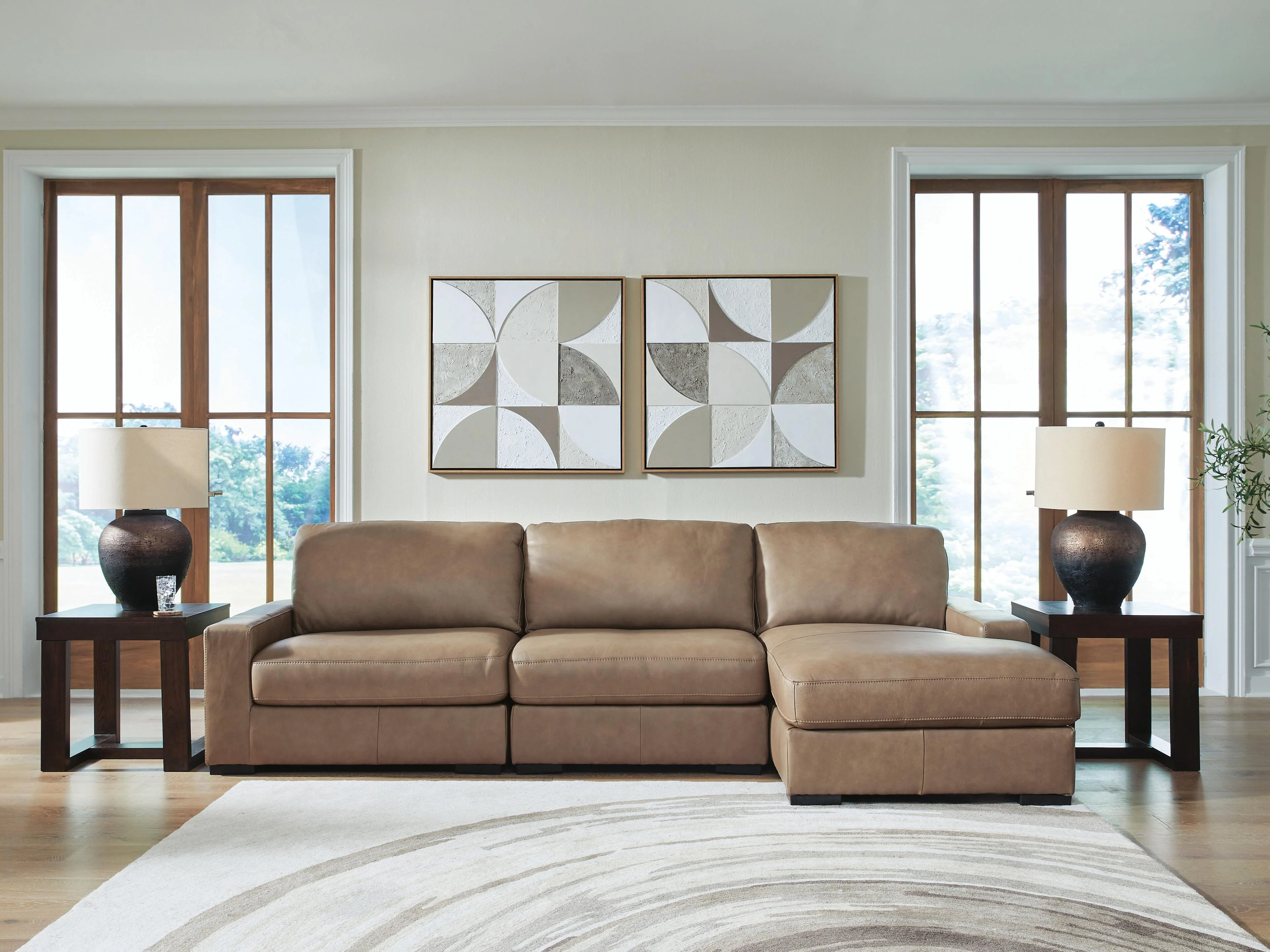 Veronella Sectional with Chaise - Image 8